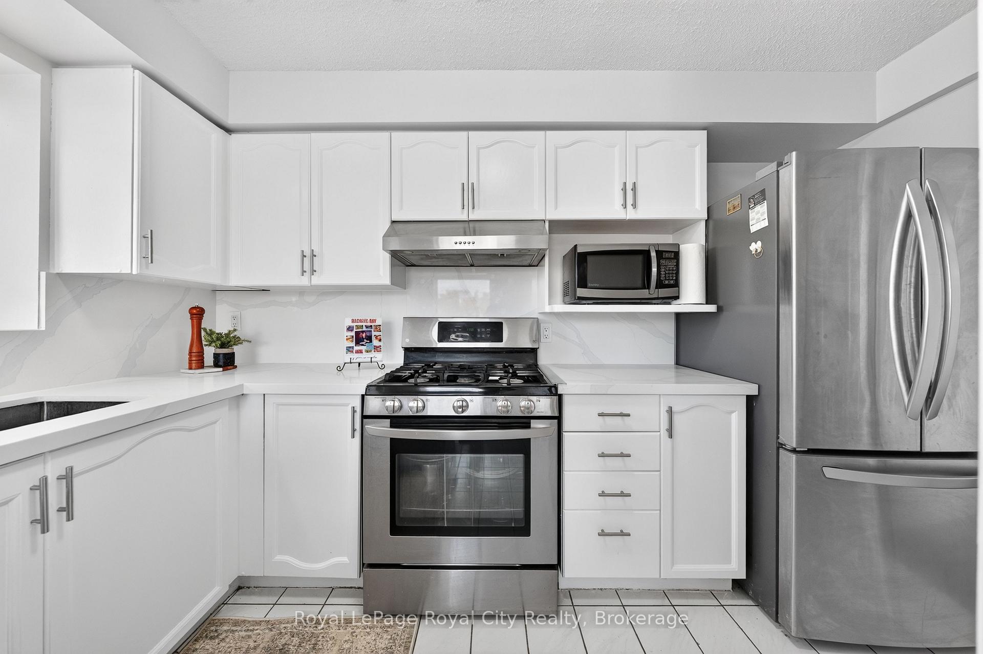 Photo 14 of Unit 701, 281 Bristol Street, Guelph, Junction/Onward Willow — HOMEH