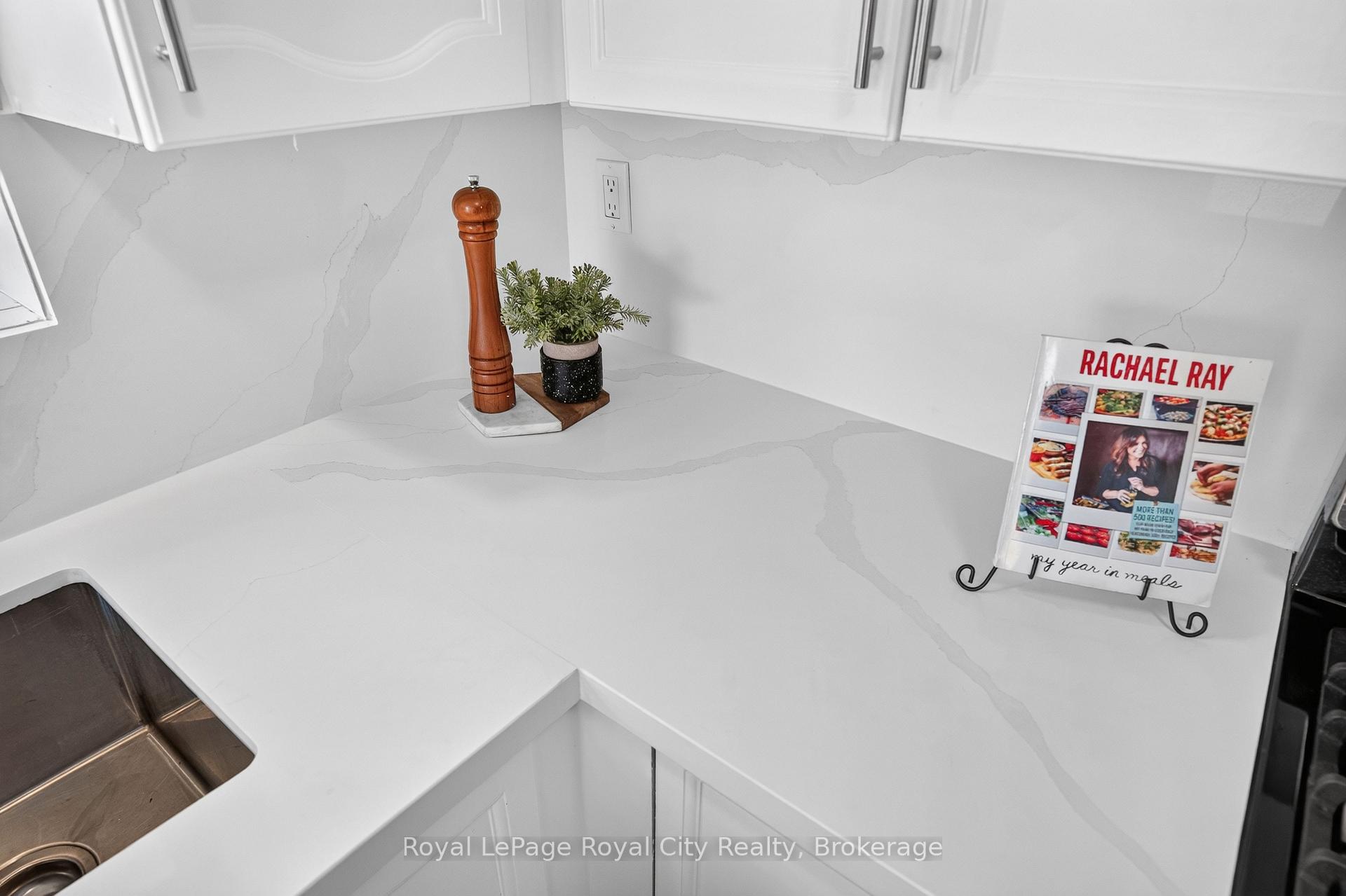 Photo 17 of Unit 701, 281 Bristol Street, Guelph, Junction/Onward Willow — HOMEH