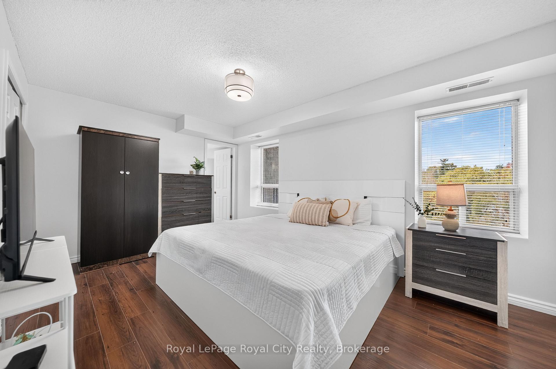 Photo 29 of Unit 701, 281 Bristol Street, Guelph, Junction/Onward Willow — HOMEH