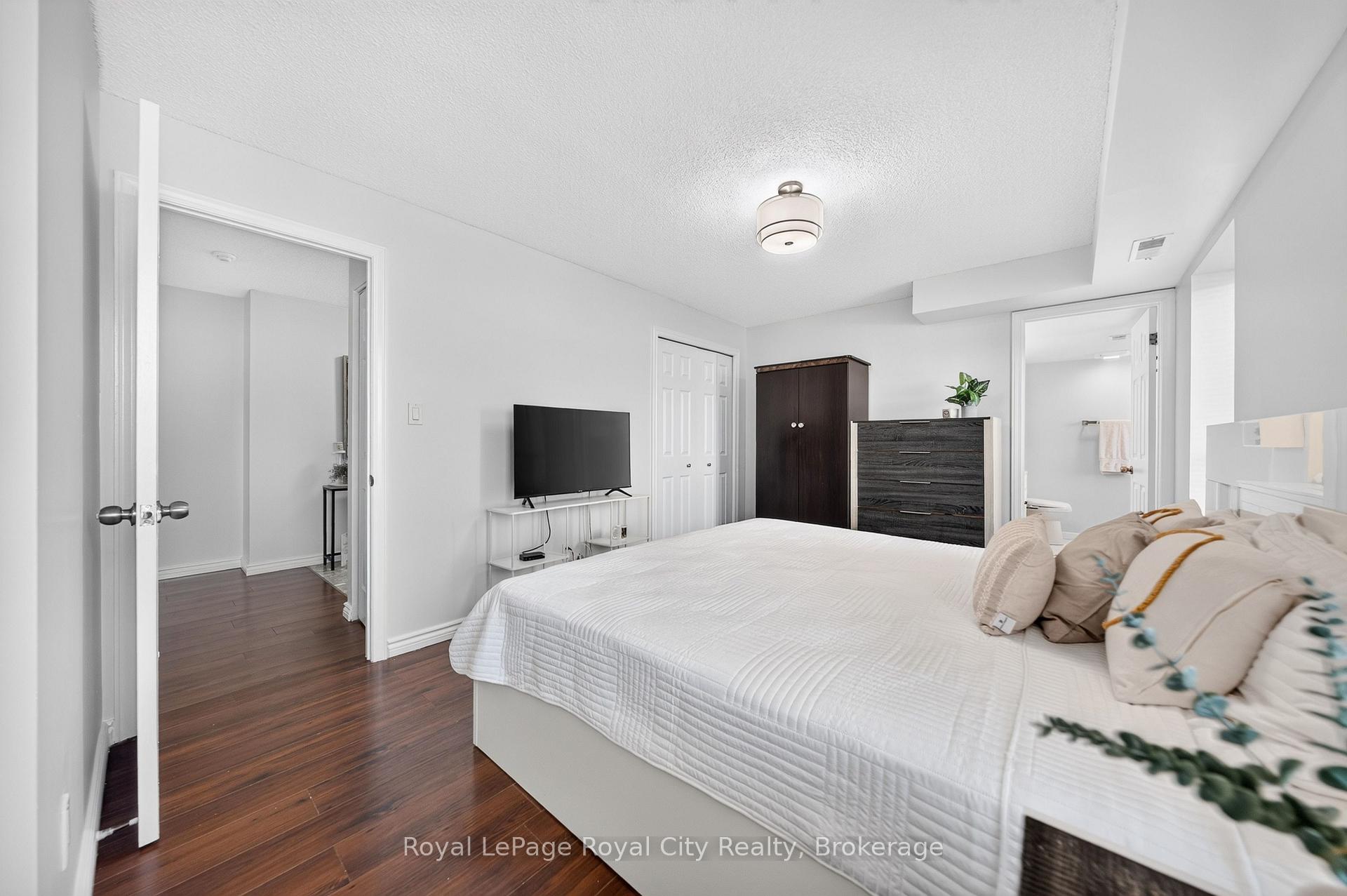 Photo 30 of Unit 701, 281 Bristol Street, Guelph, Junction/Onward Willow — HOMEH