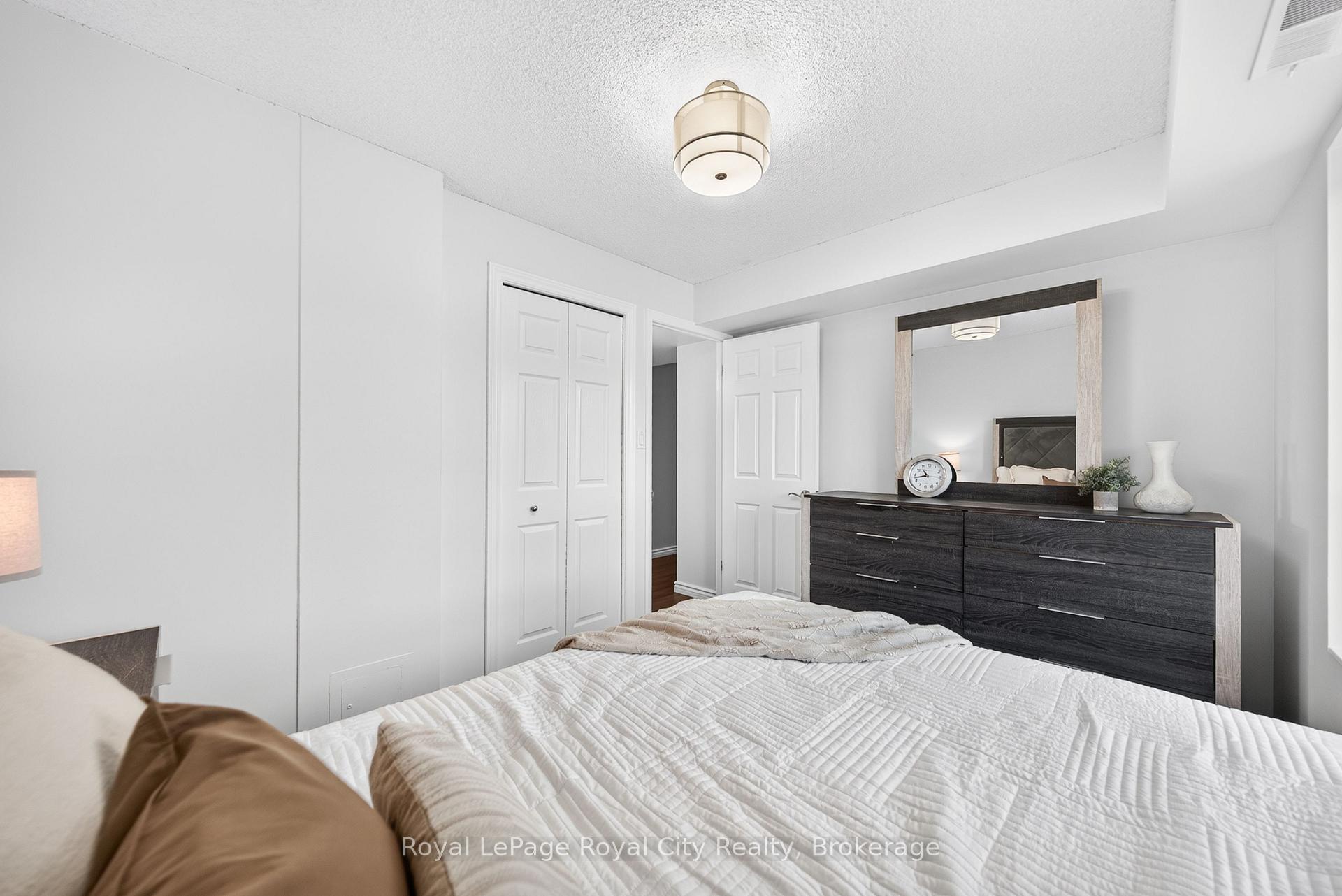 Photo 38 of Unit 701, 281 Bristol Street, Guelph, Junction/Onward Willow — HOMEH