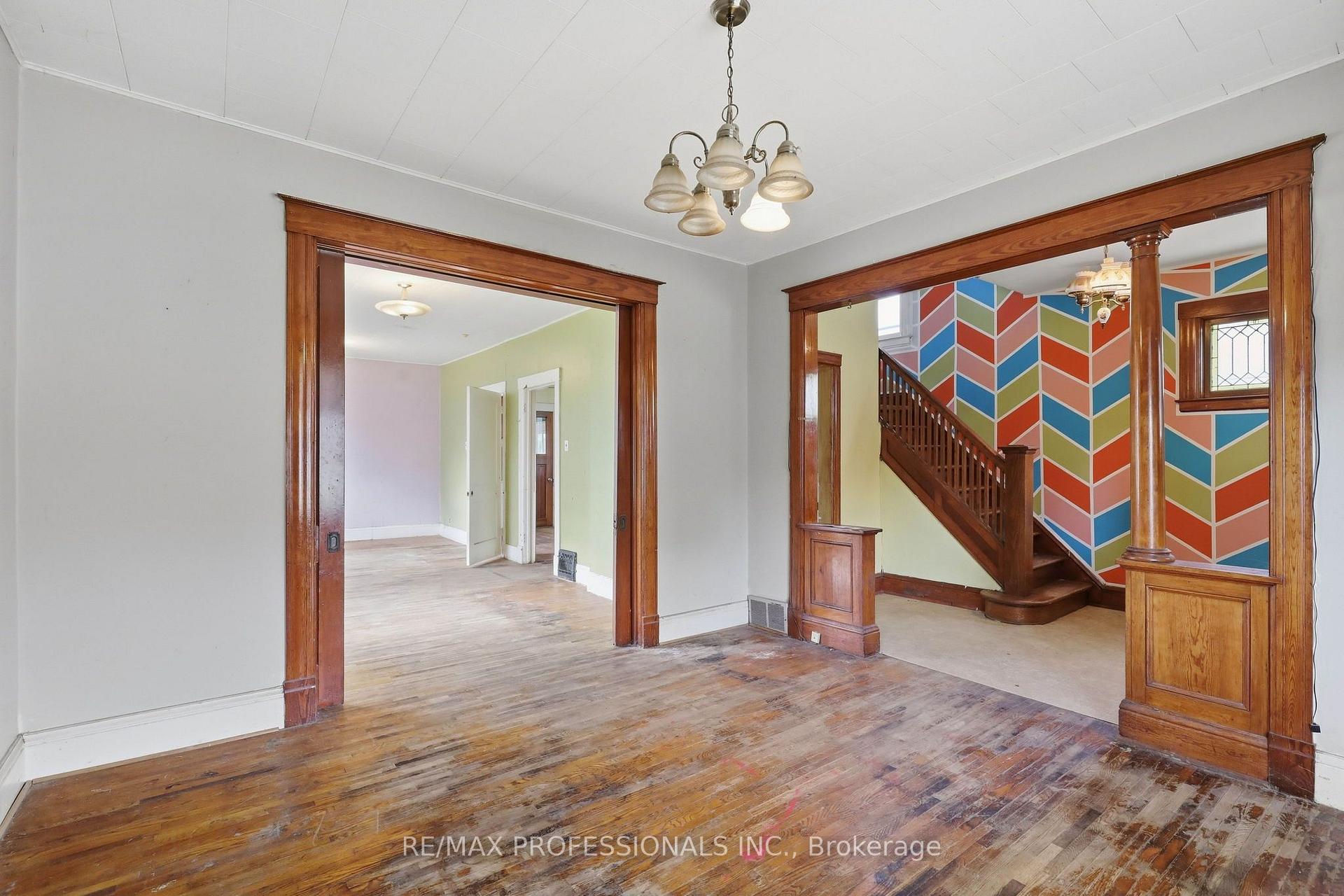 Photo 11 of 26 Arthur Avenue, St. Thomas — HOMEH