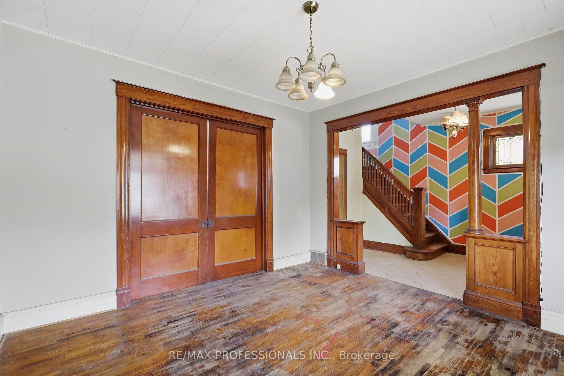 Photo 12 of 26 Arthur Avenue, St. Thomas — HOMEH