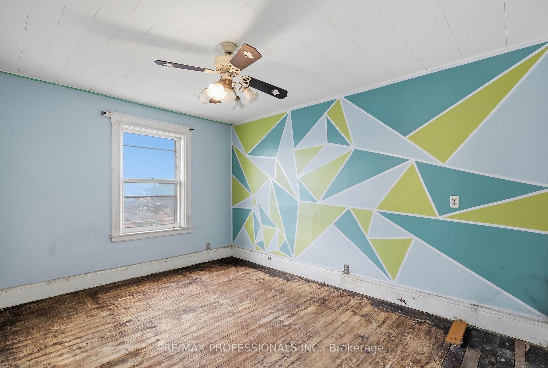 Photo 20 of 26 Arthur Avenue, St. Thomas — HOMEH