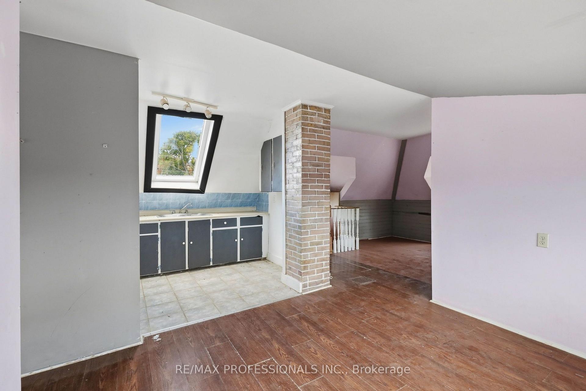 Photo 28 of 26 Arthur Avenue, St. Thomas — HOMEH