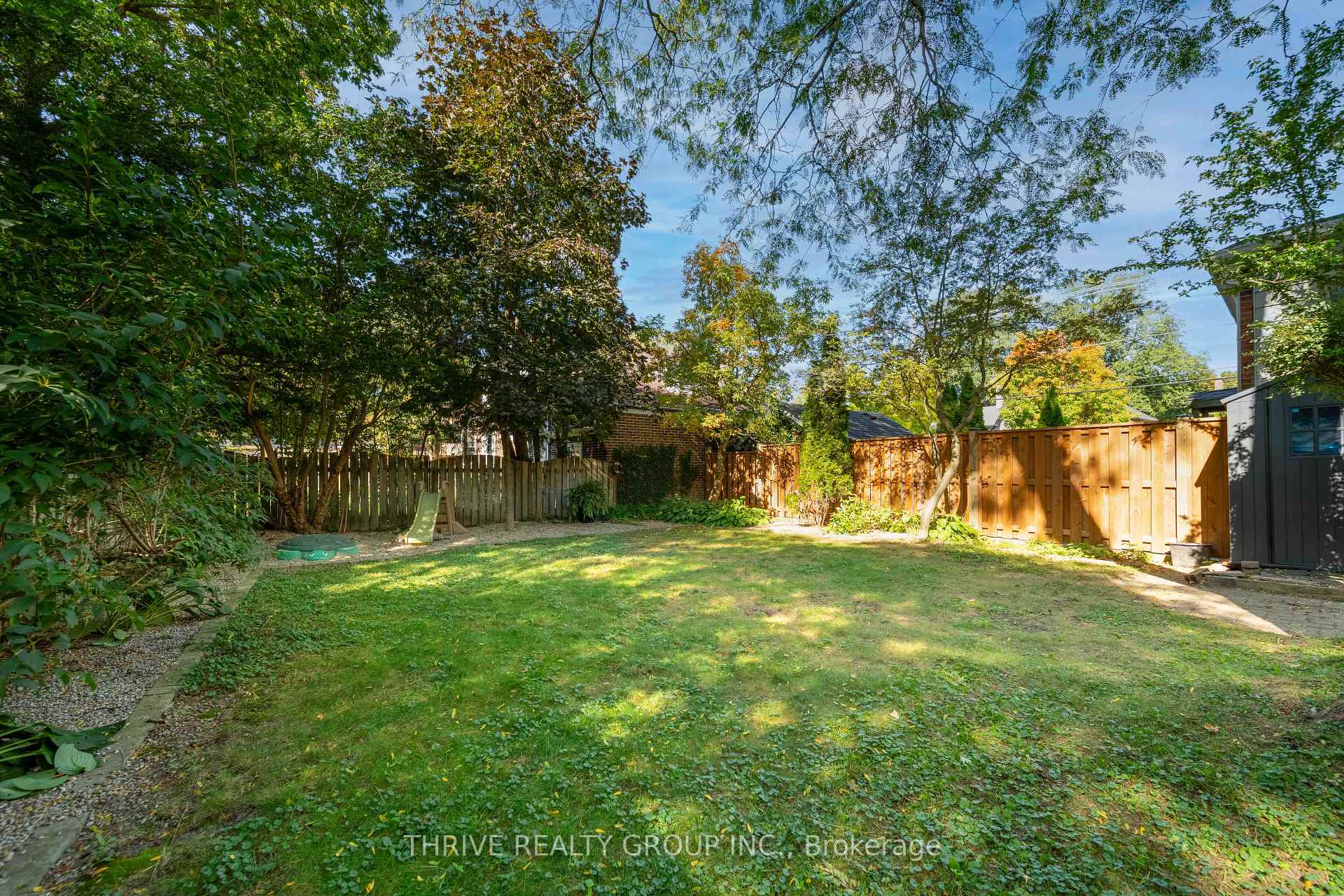 Photo 10 of 943 Waterloo Street, London, East B — HOMEH