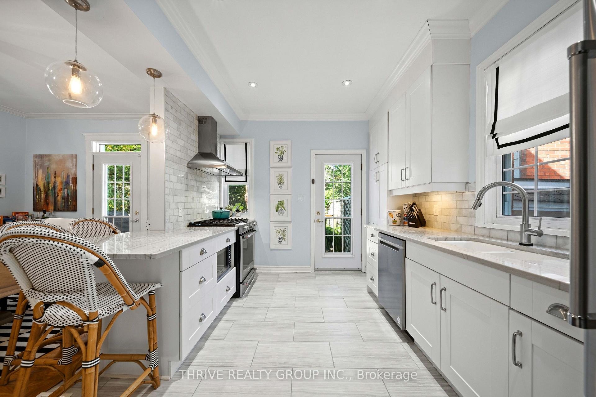 Photo 20 of 943 Waterloo Street, London, East B — HOMEH