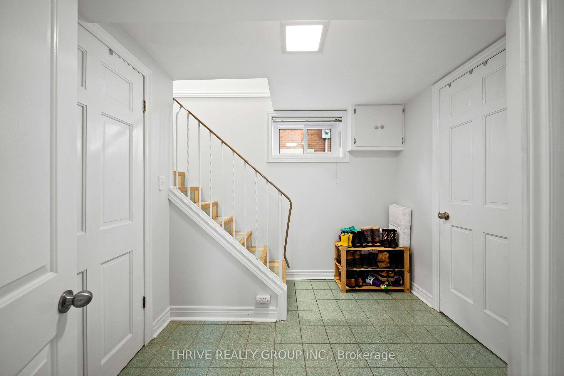 Photo 38 of 943 Waterloo Street, London, East B — HOMEH