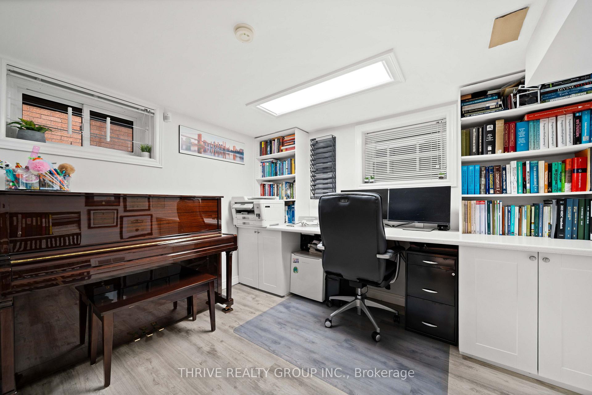 Photo 44 of 943 Waterloo Street, London, East B — HOMEH
