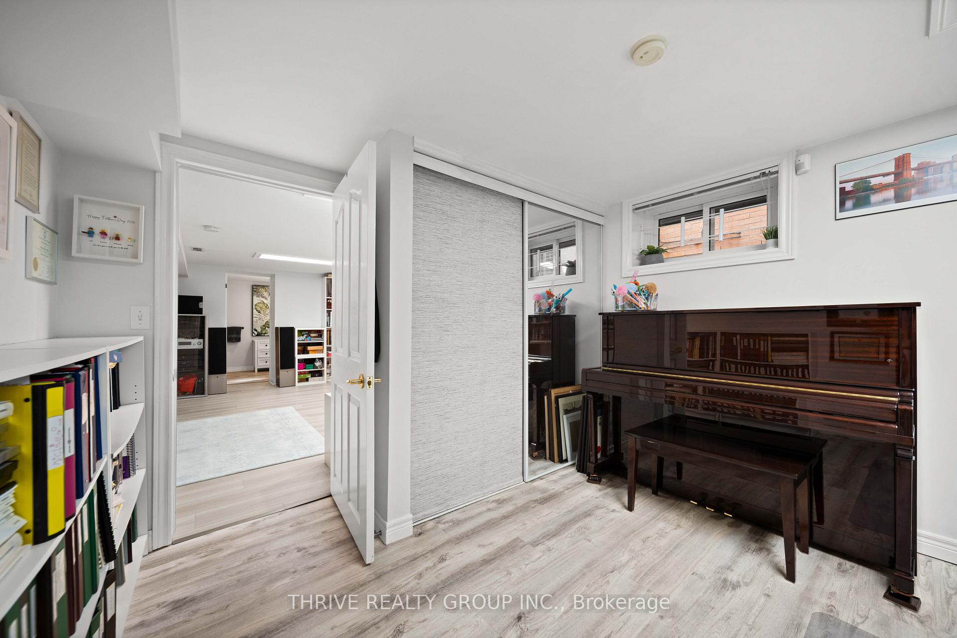 Photo 45 of 943 Waterloo Street, London, East B — HOMEH