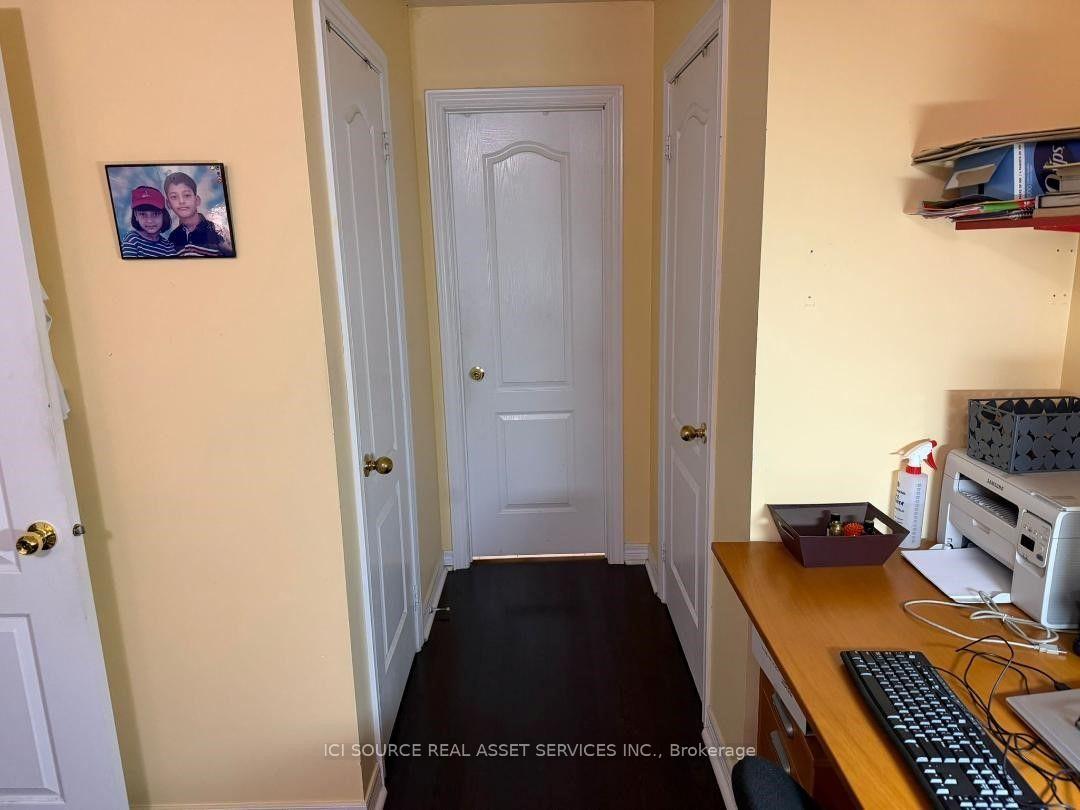 Photo 8 of Unit Upper, 26 Pefferlaw Circle, Brampton, Bram West — HOMEH
