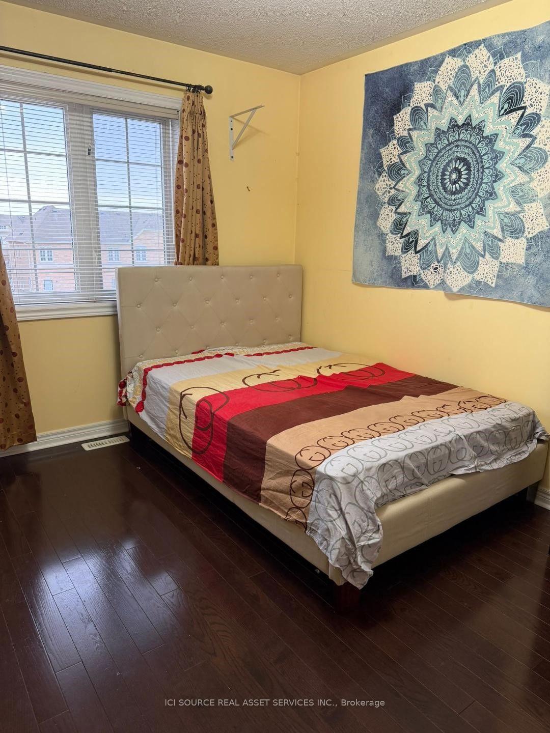 Photo 12 of Unit Upper, 26 Pefferlaw Circle, Brampton, Bram West — HOMEH