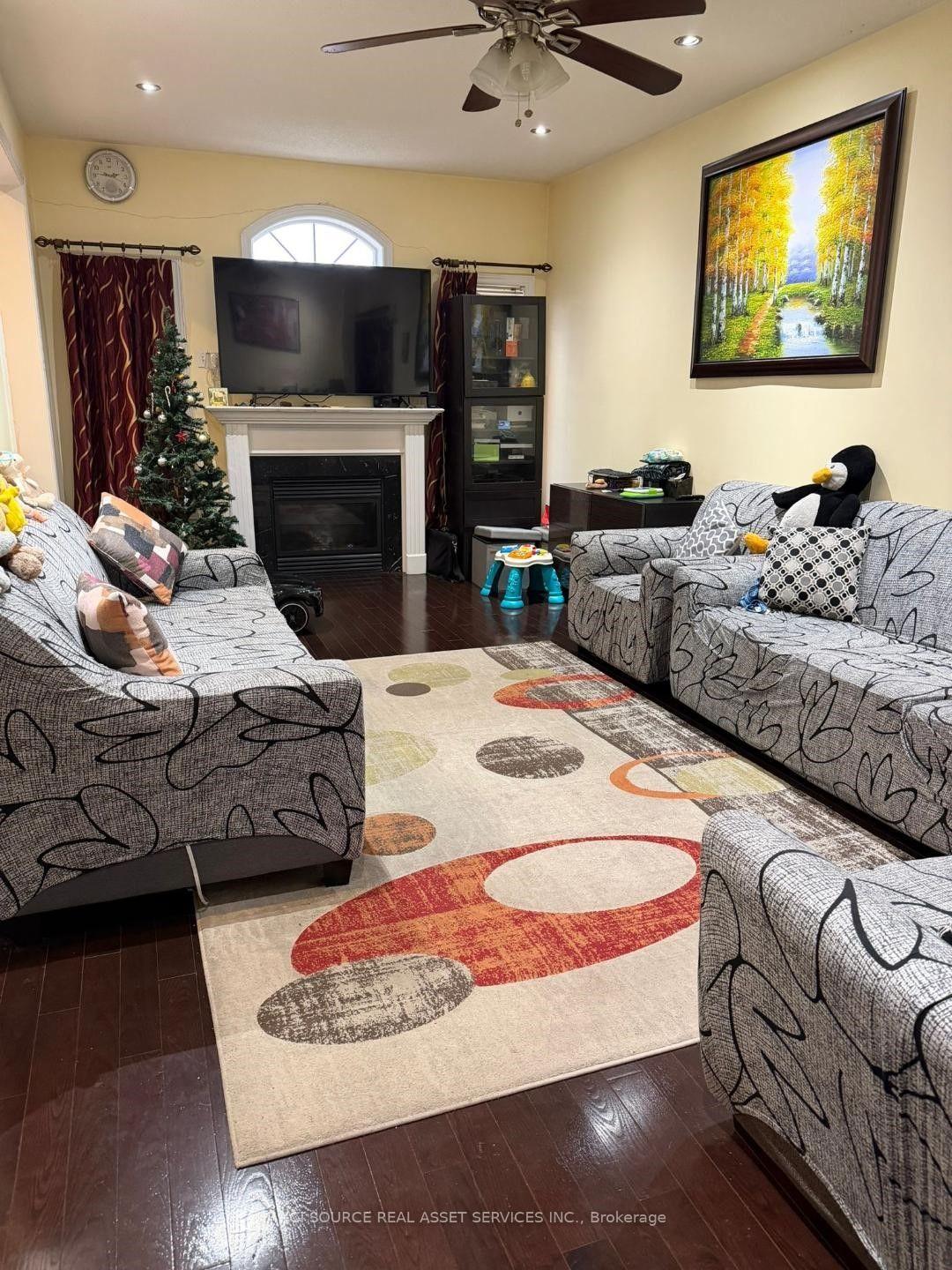 Photo 13 of Unit Upper, 26 Pefferlaw Circle, Brampton, Bram West — HOMEH