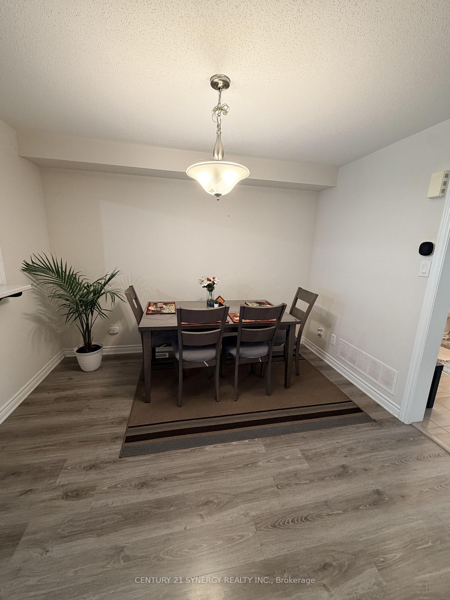 Photo 3 of 151 Cranesbill Road, Ottawa, Kanata - Emerald Meadows/Trailwest — HOMEH