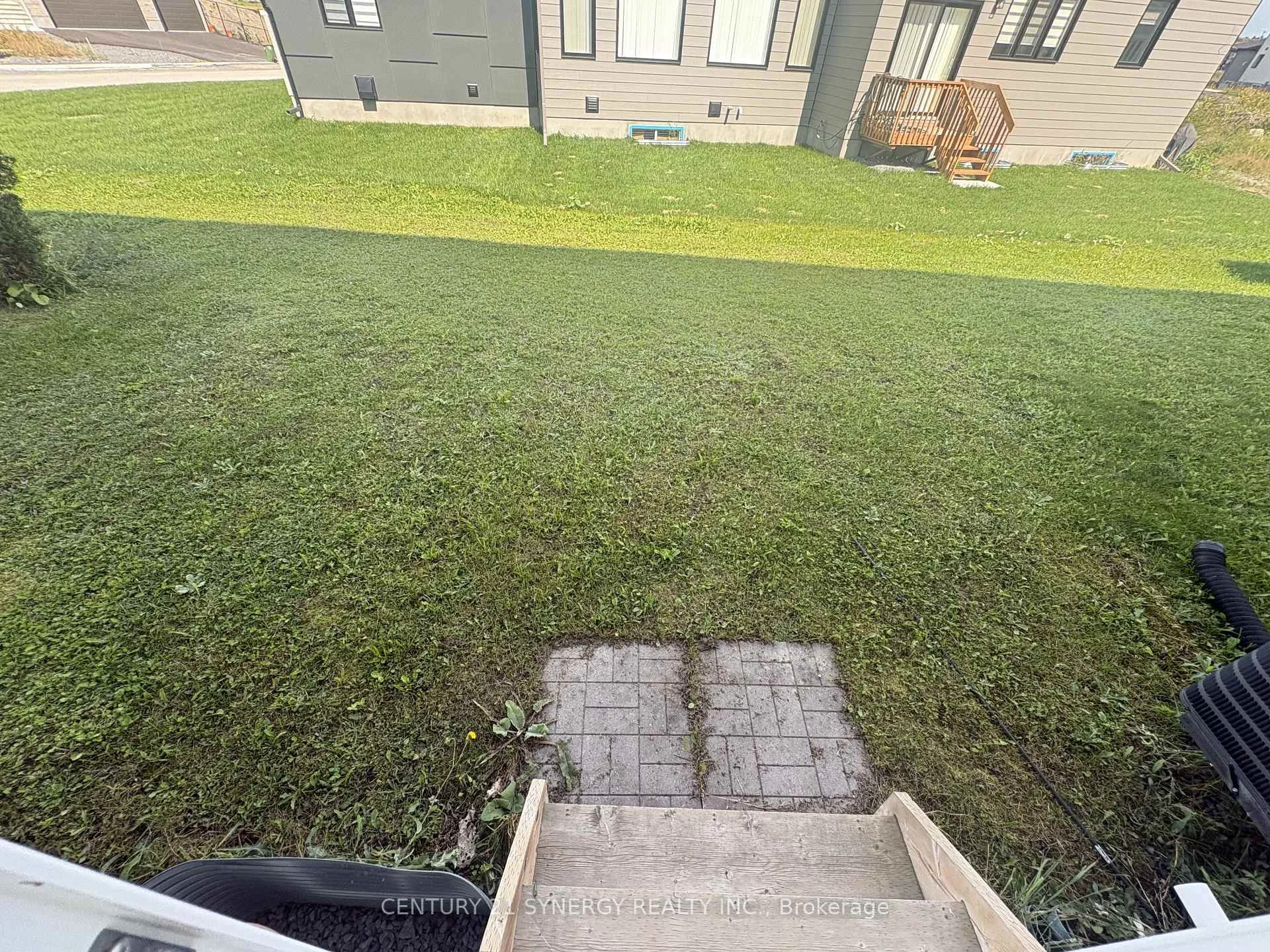 Photo 25 of 151 Cranesbill Road, Ottawa, Kanata - Emerald Meadows/Trailwest — HOMEH