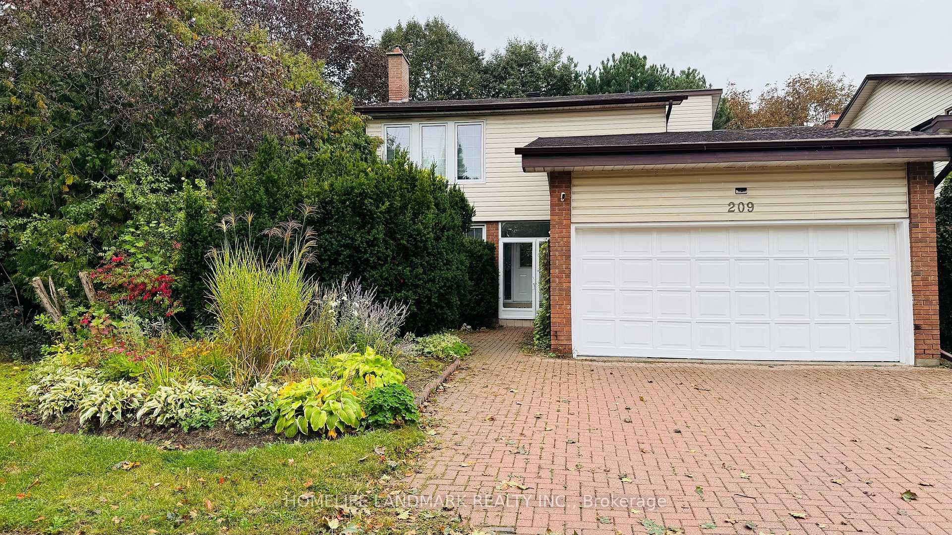 Photo of 209 Willowbrook Road