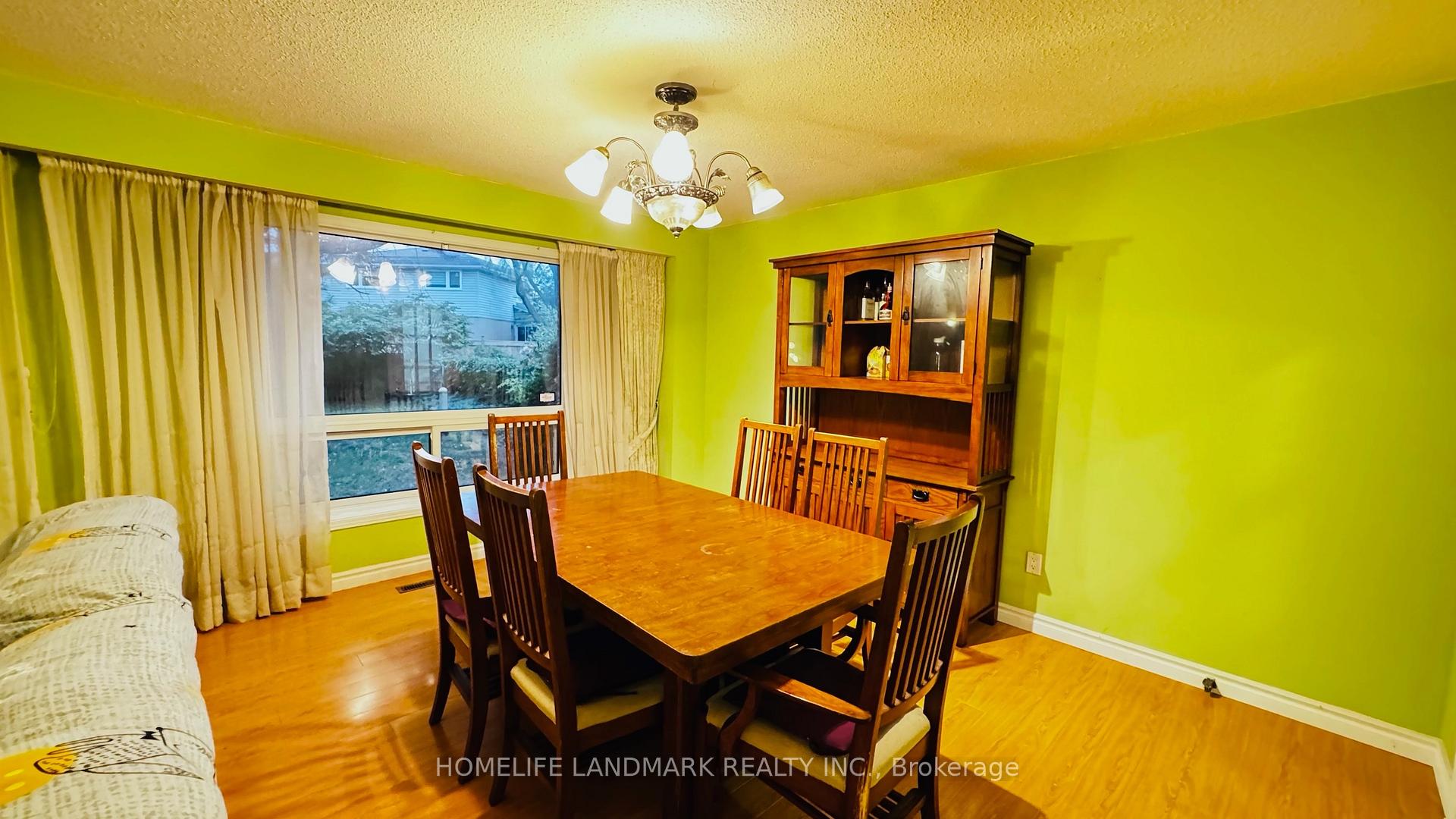 Photo 16 of 209 Willowbrook Road, Markham, Aileen-Willowbrook — HOMEH