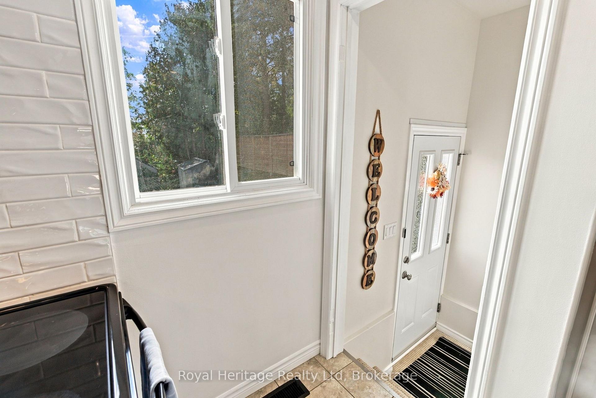 Photo 18 of 1533 Redwood Drive, Peterborough, Monaghan Ward 2 — HOMEH