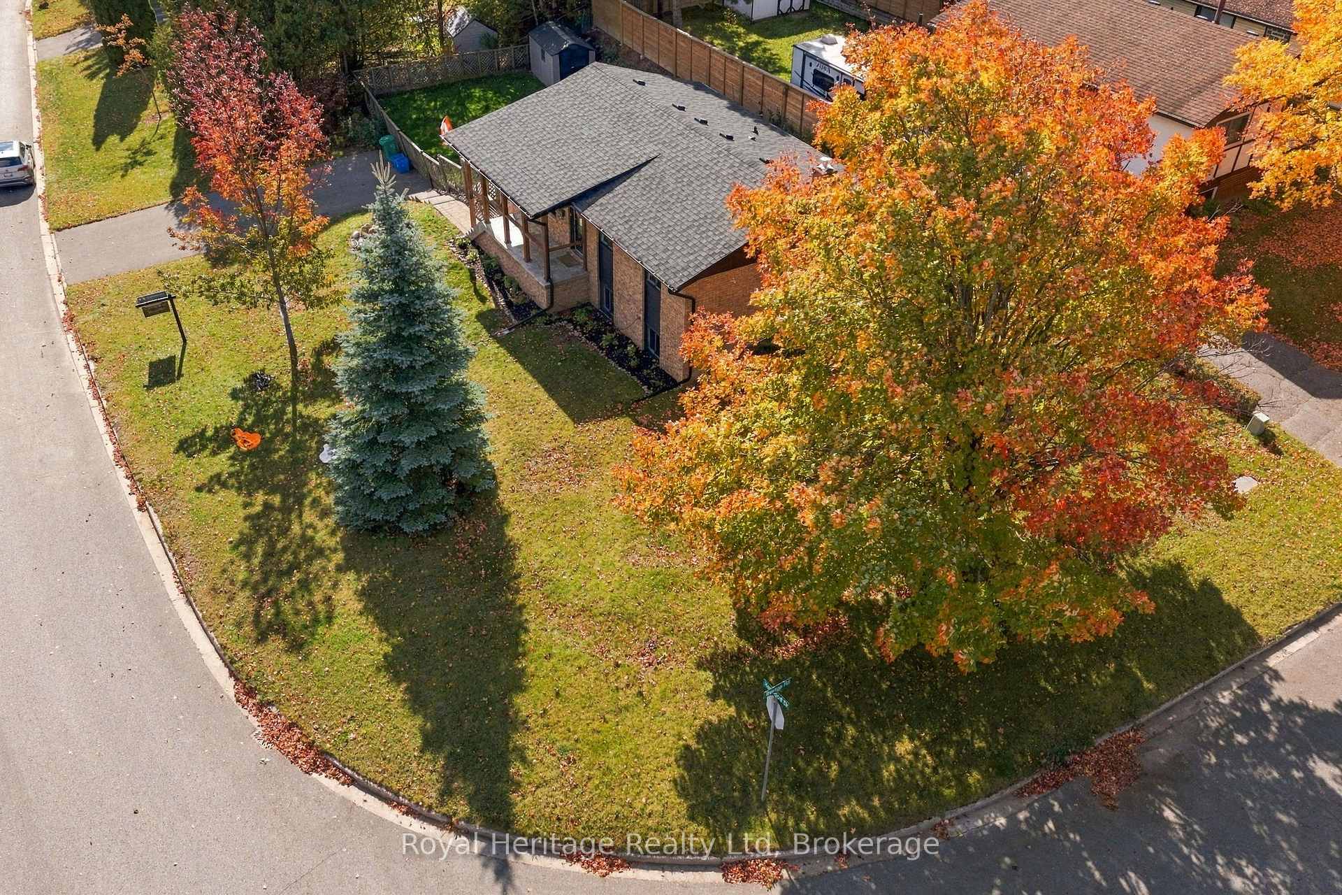 Photo 48 of 1533 Redwood Drive, Peterborough, Monaghan Ward 2 — HOMEH