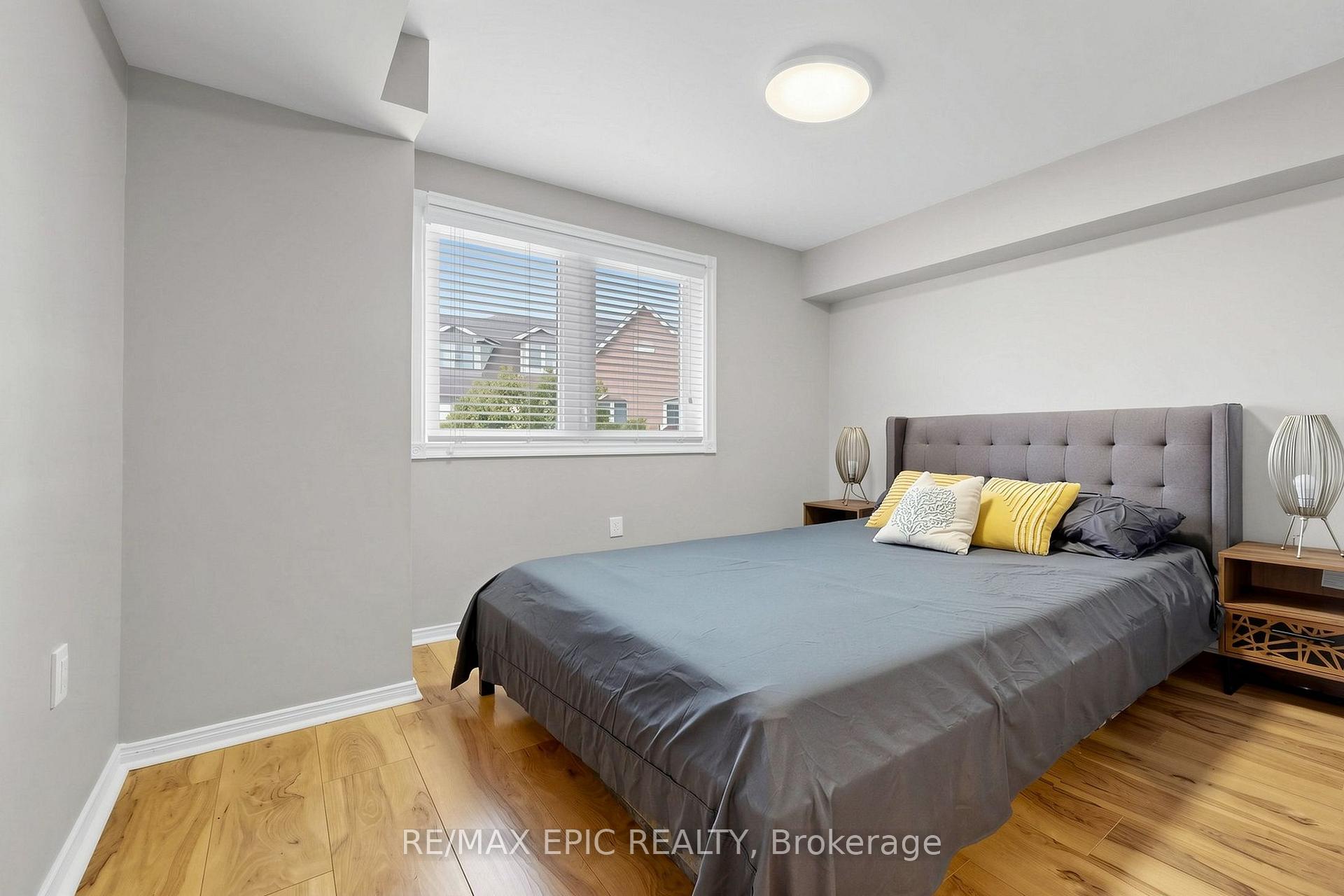 Photo 17 of Unit 732, 75 Weldrick Road E, Richmond Hill, Observatory — HOMEH