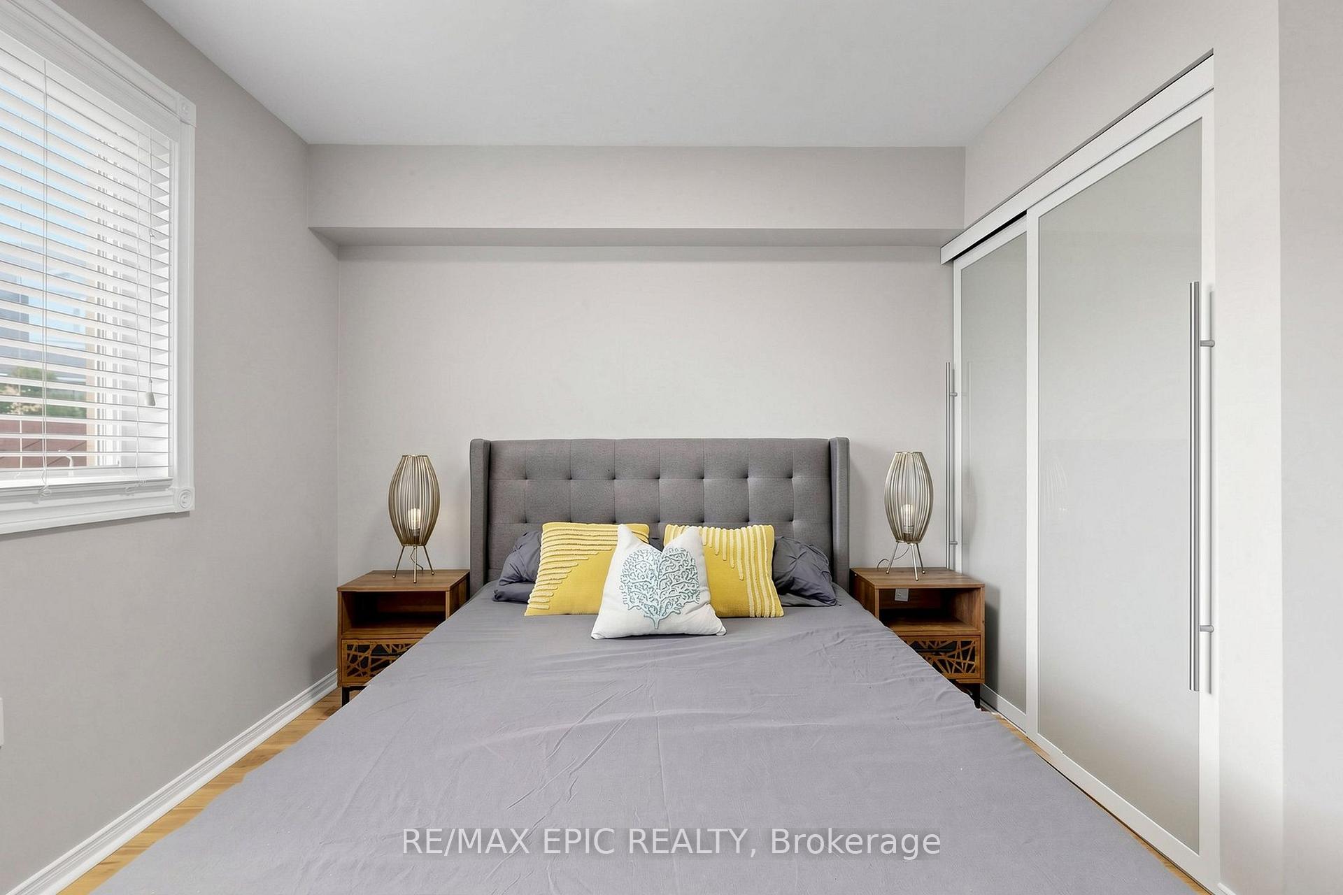 Photo 18 of Unit 732, 75 Weldrick Road E, Richmond Hill, Observatory — HOMEH