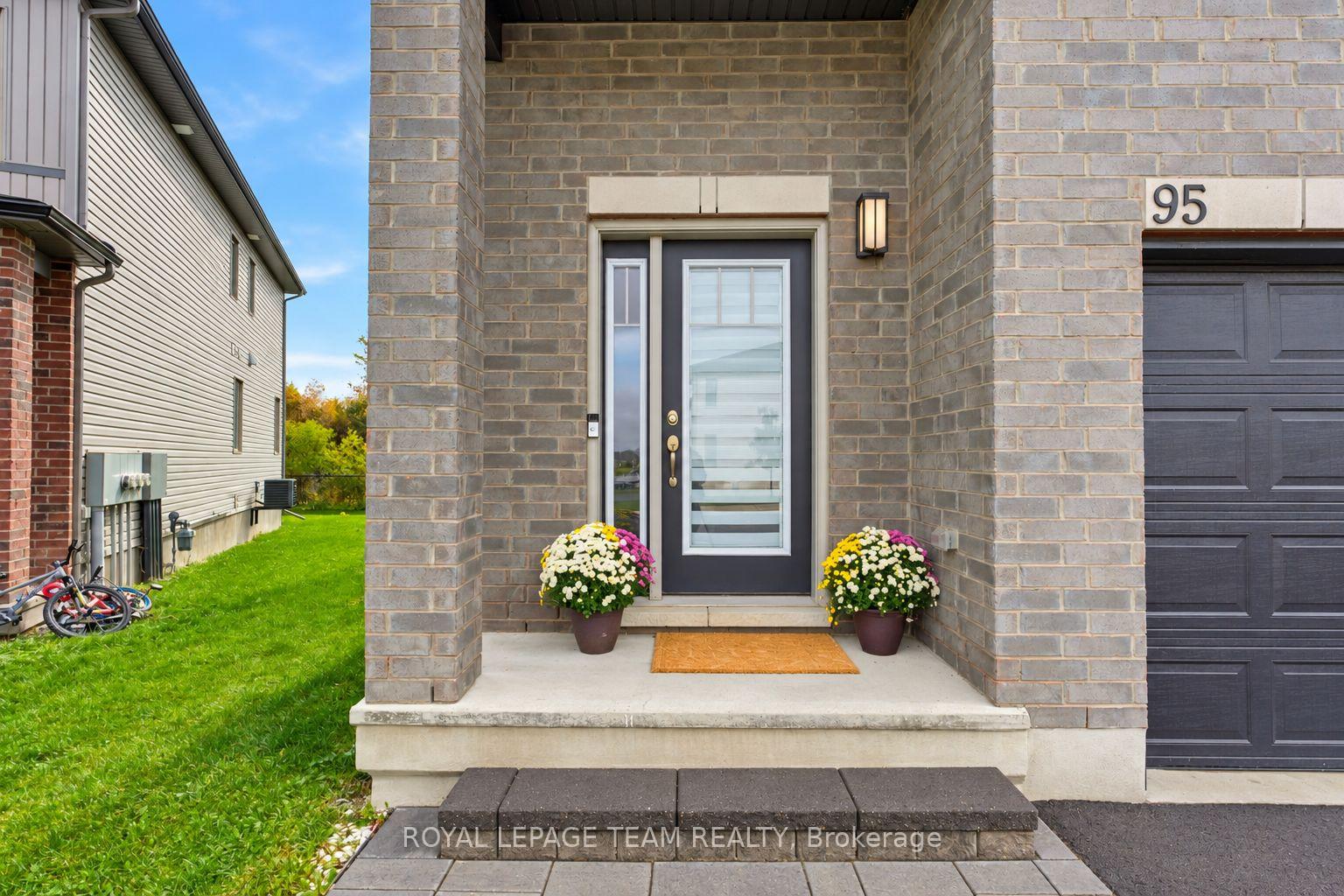 Photo 3 of 95 Rallidale Street, Ottawa, Blossom Park/Kemp Park/Findlay Creek — HOMEH