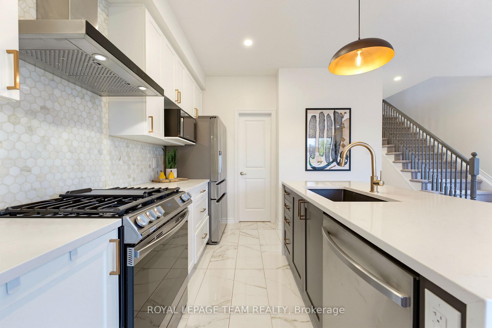 Photo 11 of 95 Rallidale Street, Ottawa, Blossom Park/Kemp Park/Findlay Creek — HOMEH