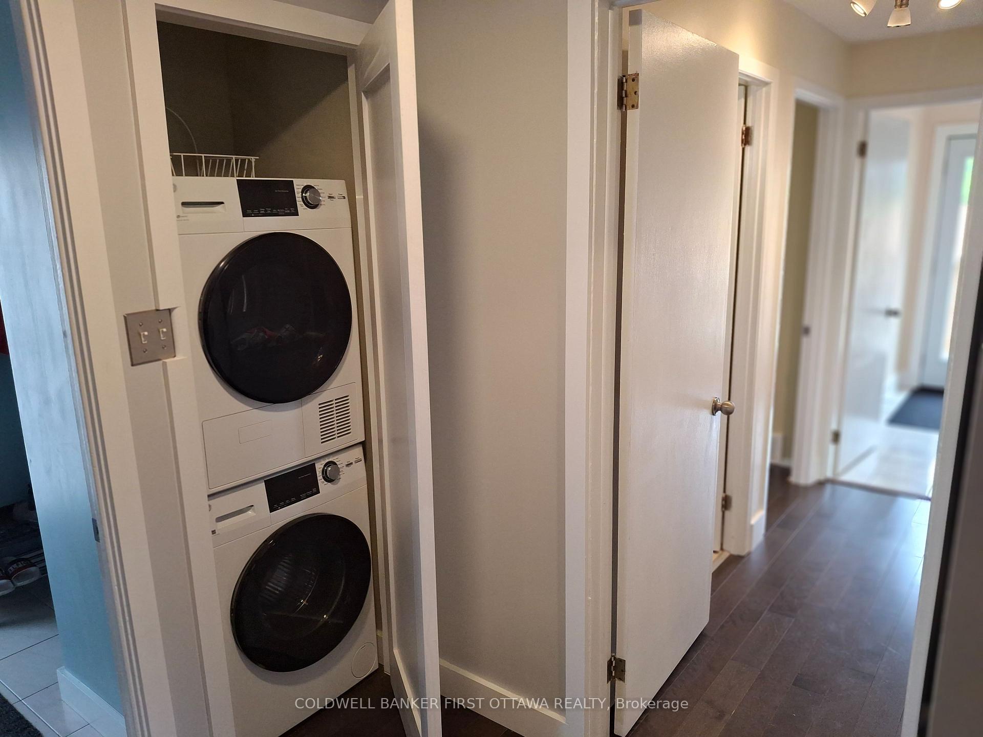 Photo 9 of 30 Lansfield Way, Ottawa, Tanglewood — HOMEH