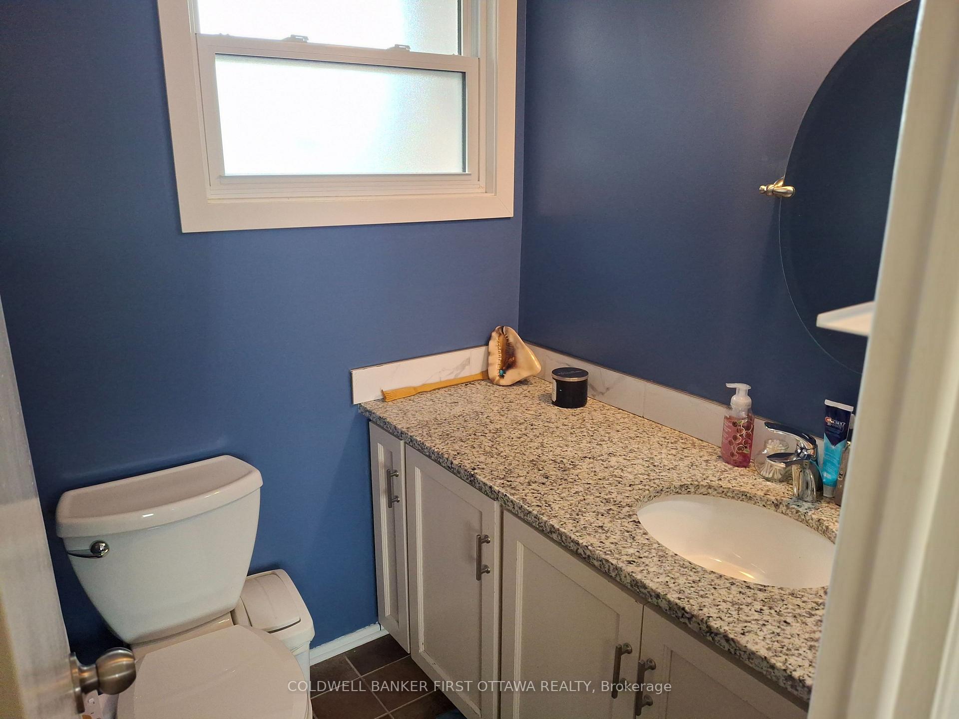 Photo 13 of 30 Lansfield Way, Ottawa, Tanglewood — HOMEH