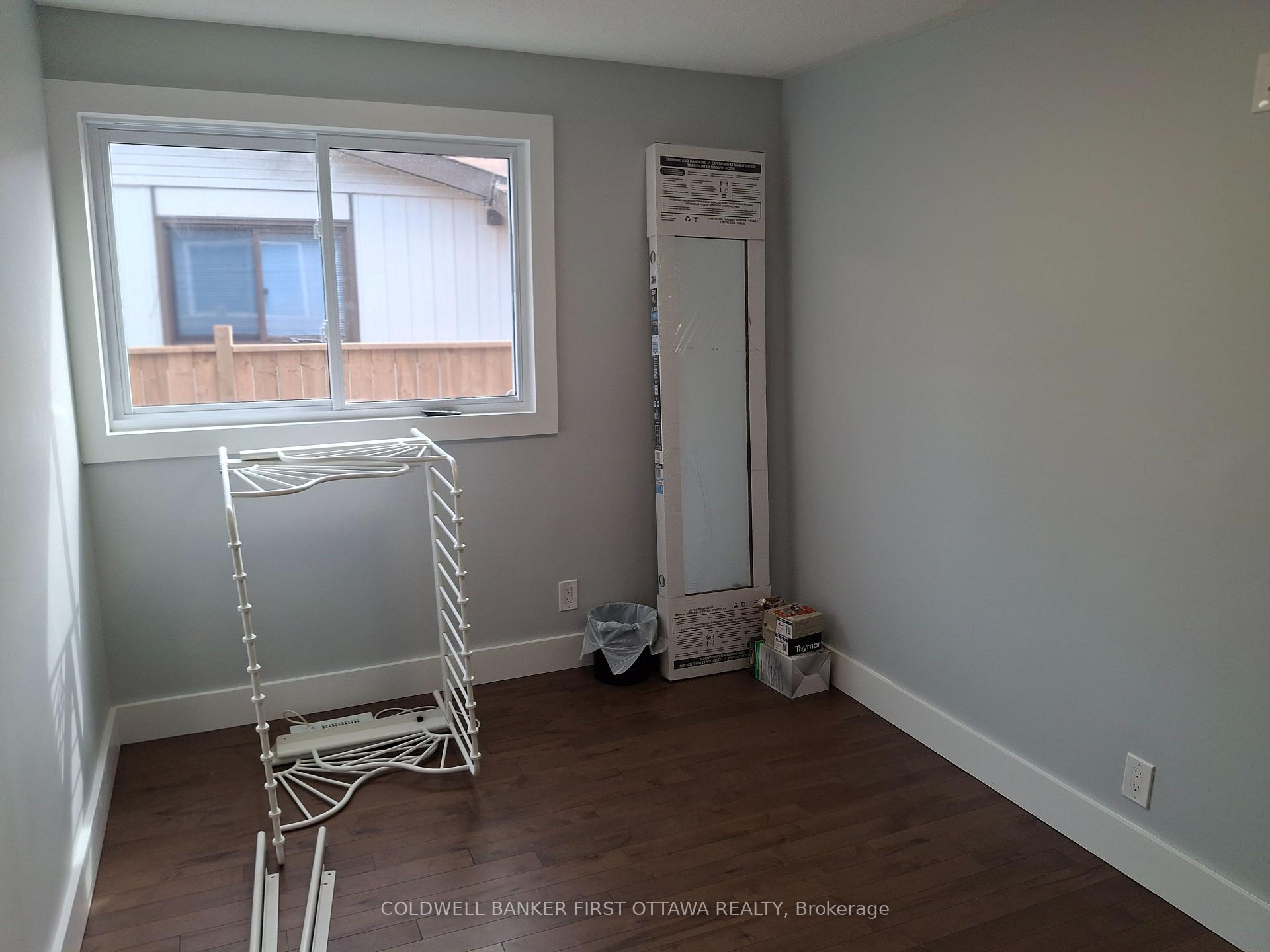 Photo 15 of 30 Lansfield Way, Ottawa, Tanglewood — HOMEH