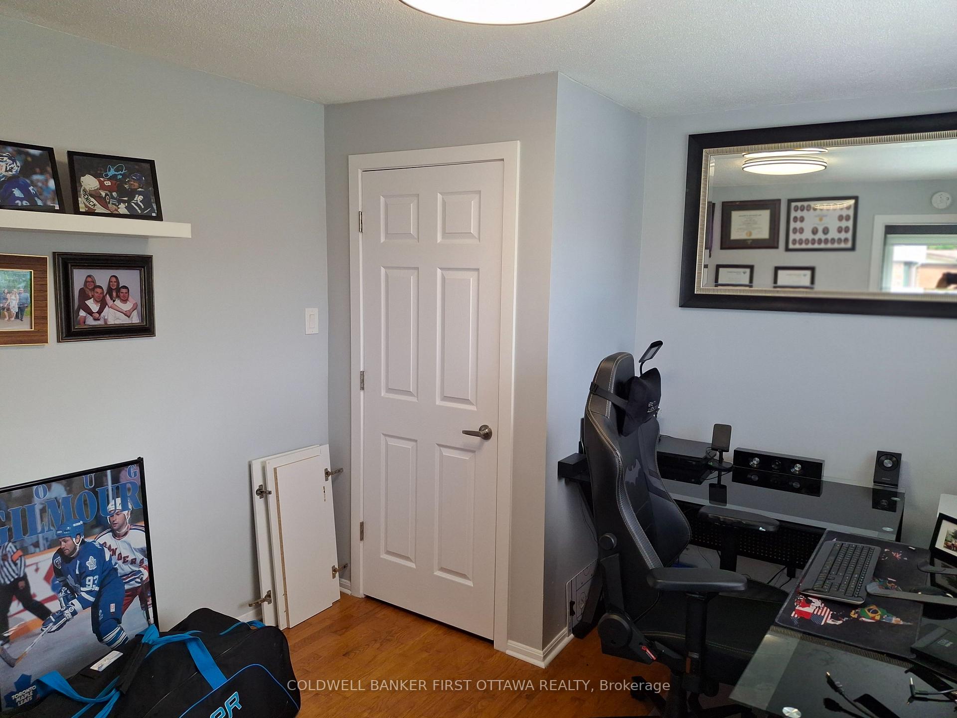 Photo 16 of 30 Lansfield Way, Ottawa, Tanglewood — HOMEH