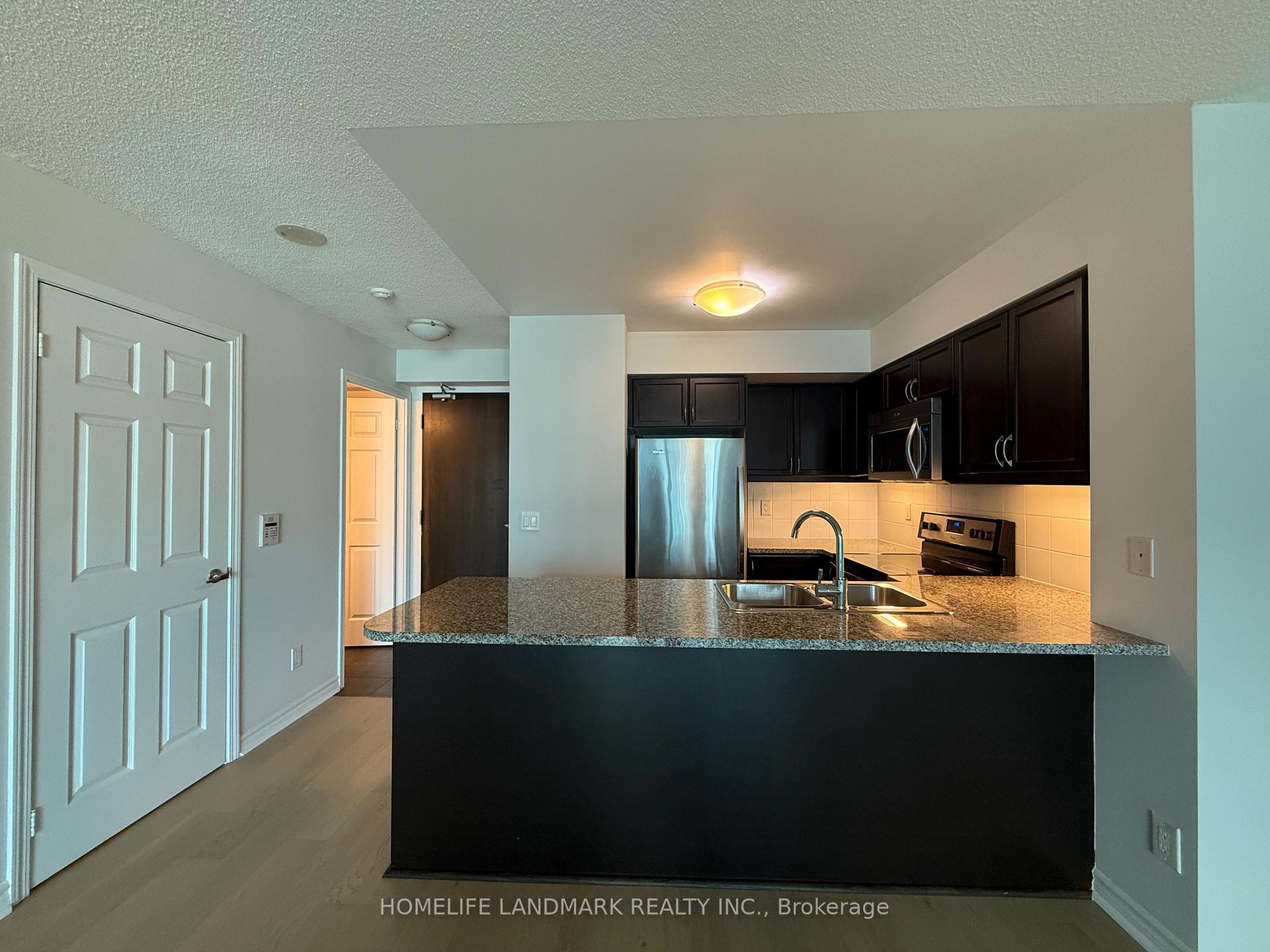Photo 7 of Unit 2605, 19 Grand Trunk Crescent, Toronto, Waterfront Communities — HOMEH