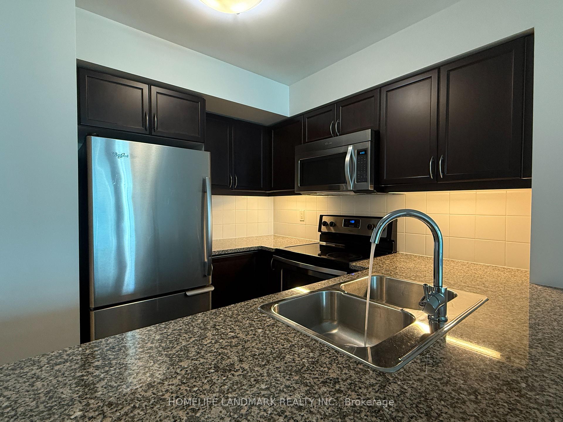 Photo 8 of Unit 2605, 19 Grand Trunk Crescent, Toronto, Waterfront Communities — HOMEH