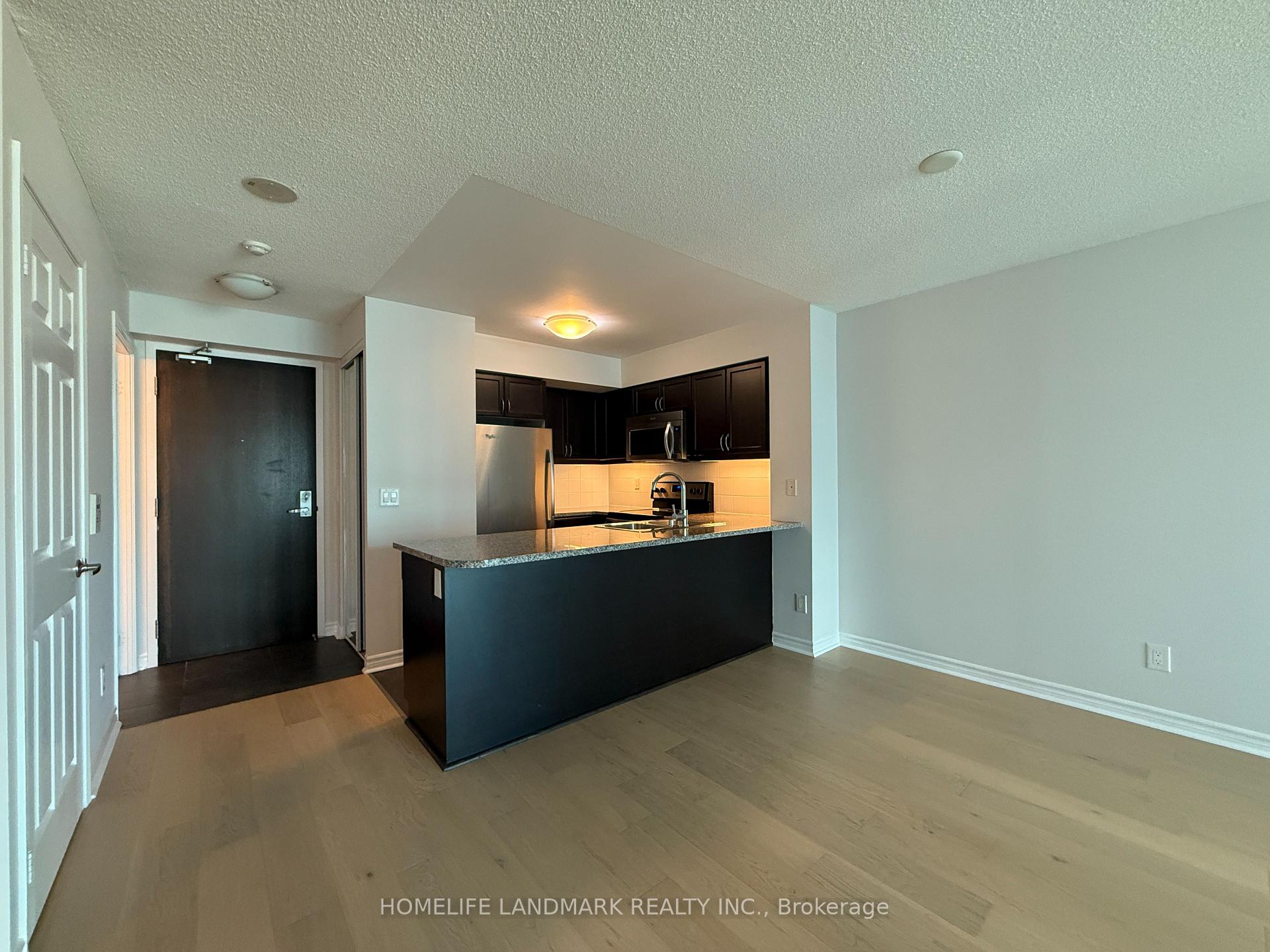 Photo 9 of Unit 2605, 19 Grand Trunk Crescent, Toronto, Waterfront Communities — HOMEH