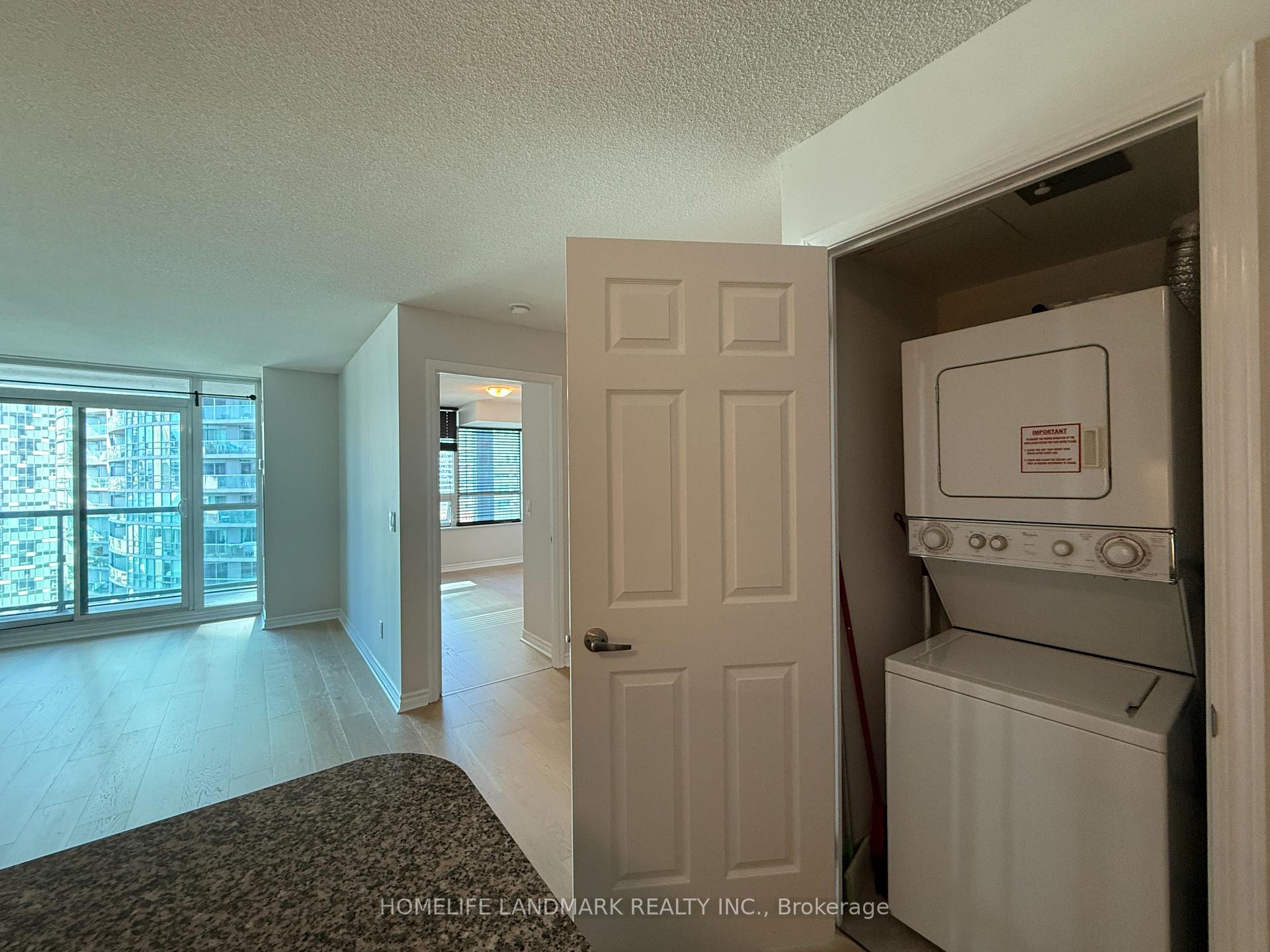 Photo 10 of Unit 2605, 19 Grand Trunk Crescent, Toronto, Waterfront Communities — HOMEH
