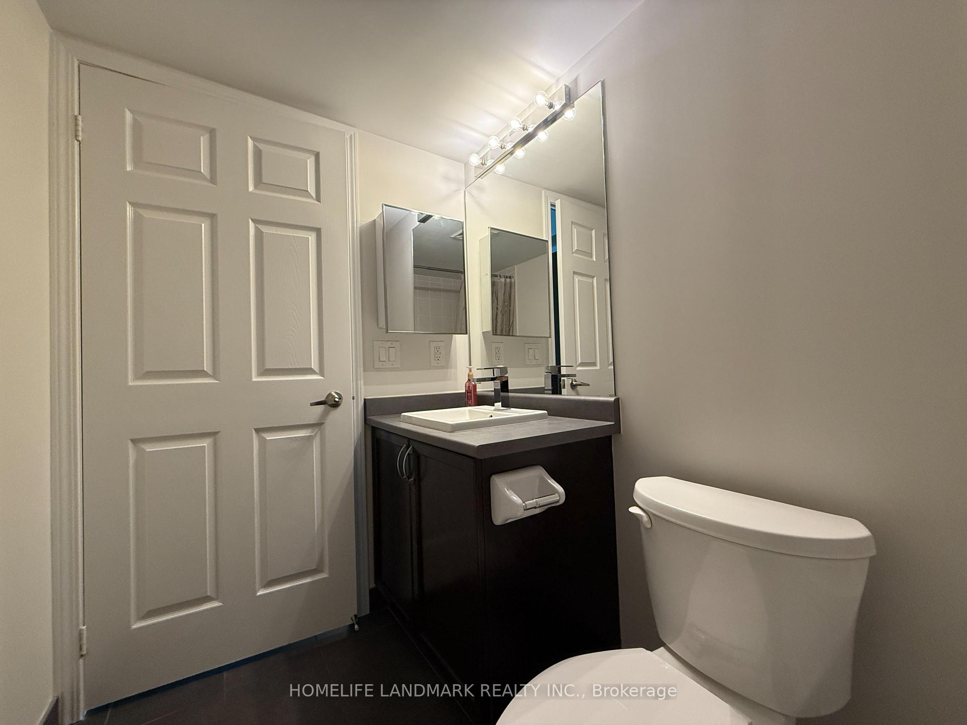 Photo 12 of Unit 2605, 19 Grand Trunk Crescent, Toronto, Waterfront Communities — HOMEH