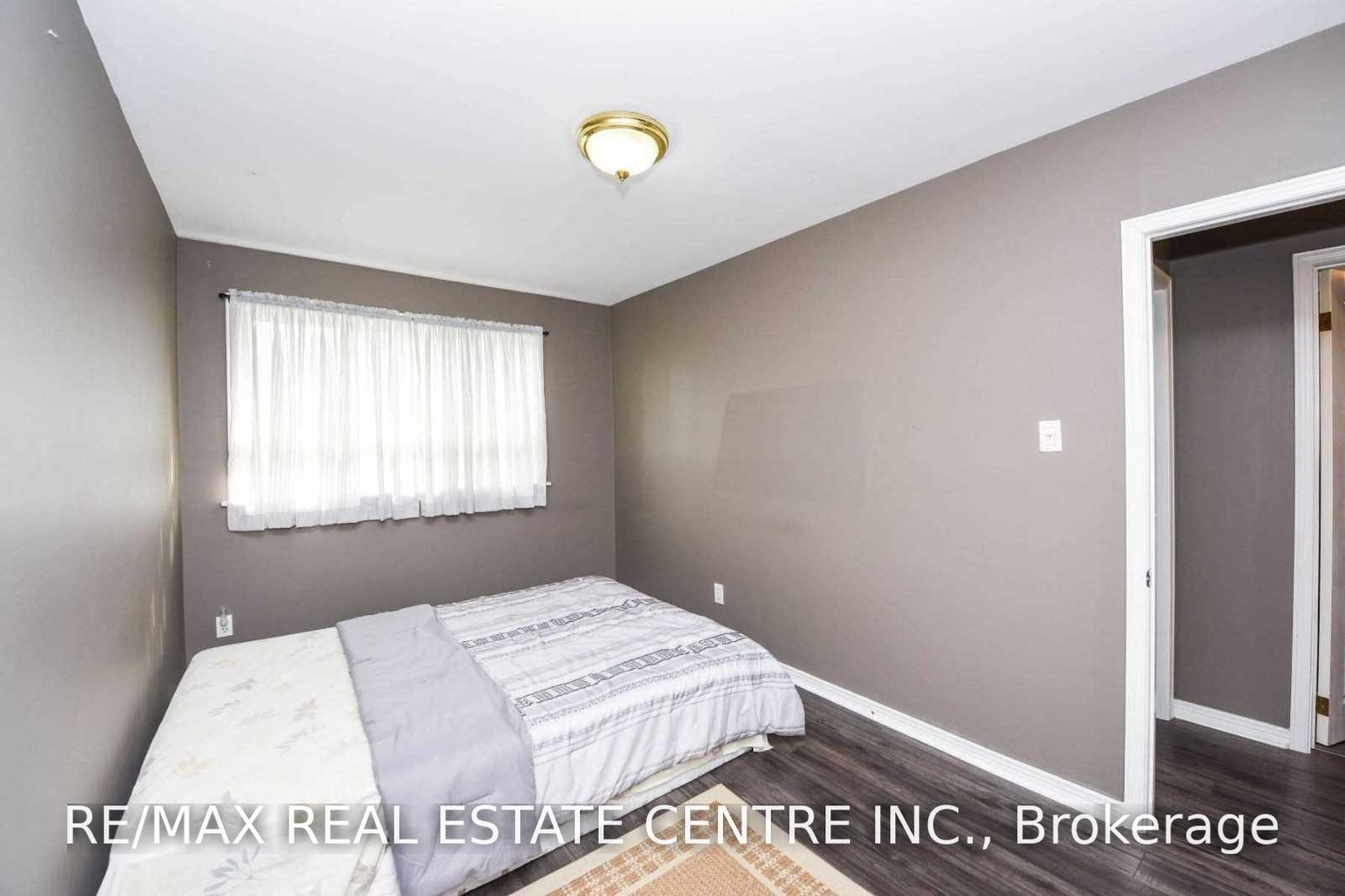 Photo 11 of Unit Upper, 19 Alderbury Crescent, Brampton, Avondale — HOMEH