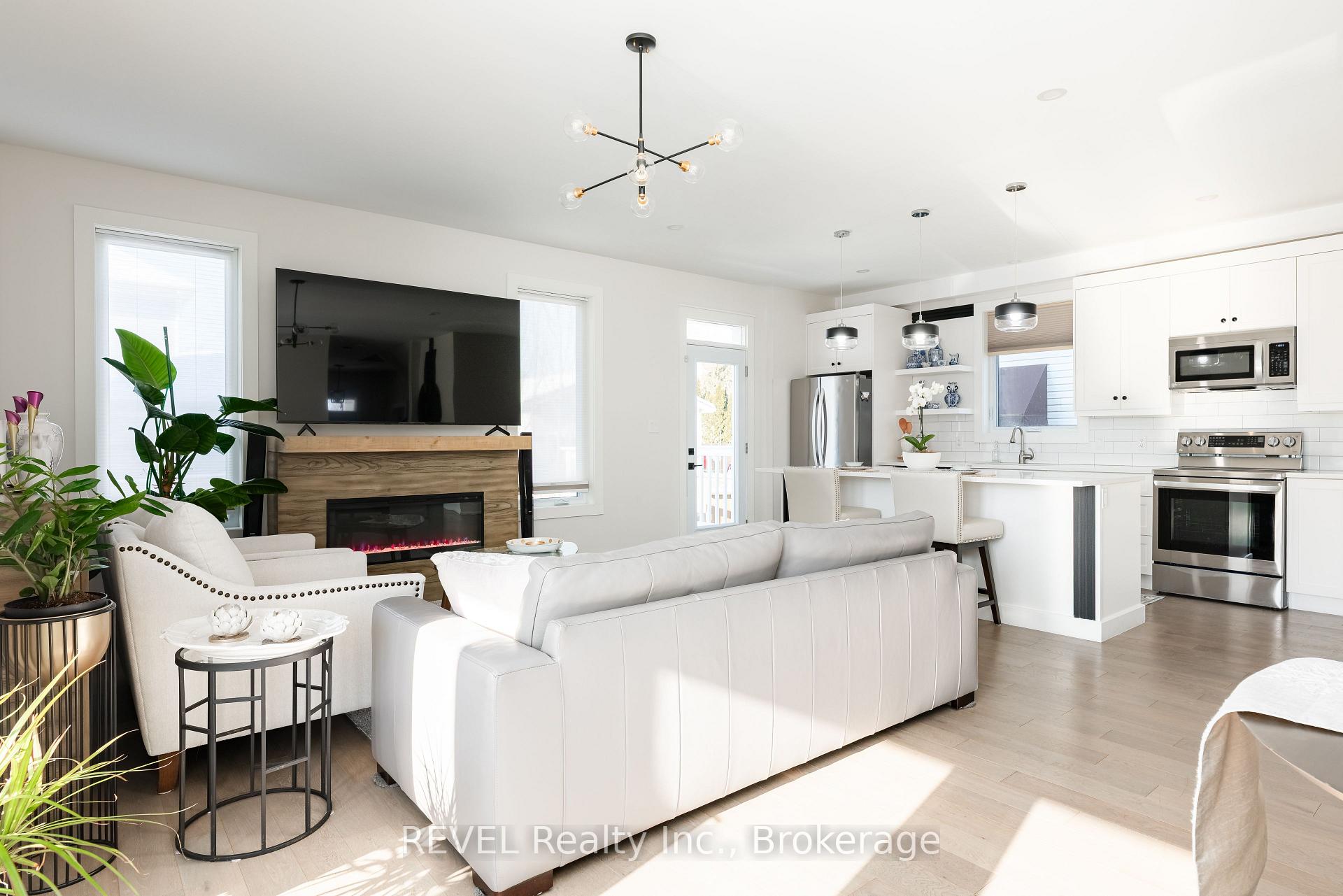 Photo 9 of 1 Princeton Common Street, St. Catharines, Lakeport — HOMEH