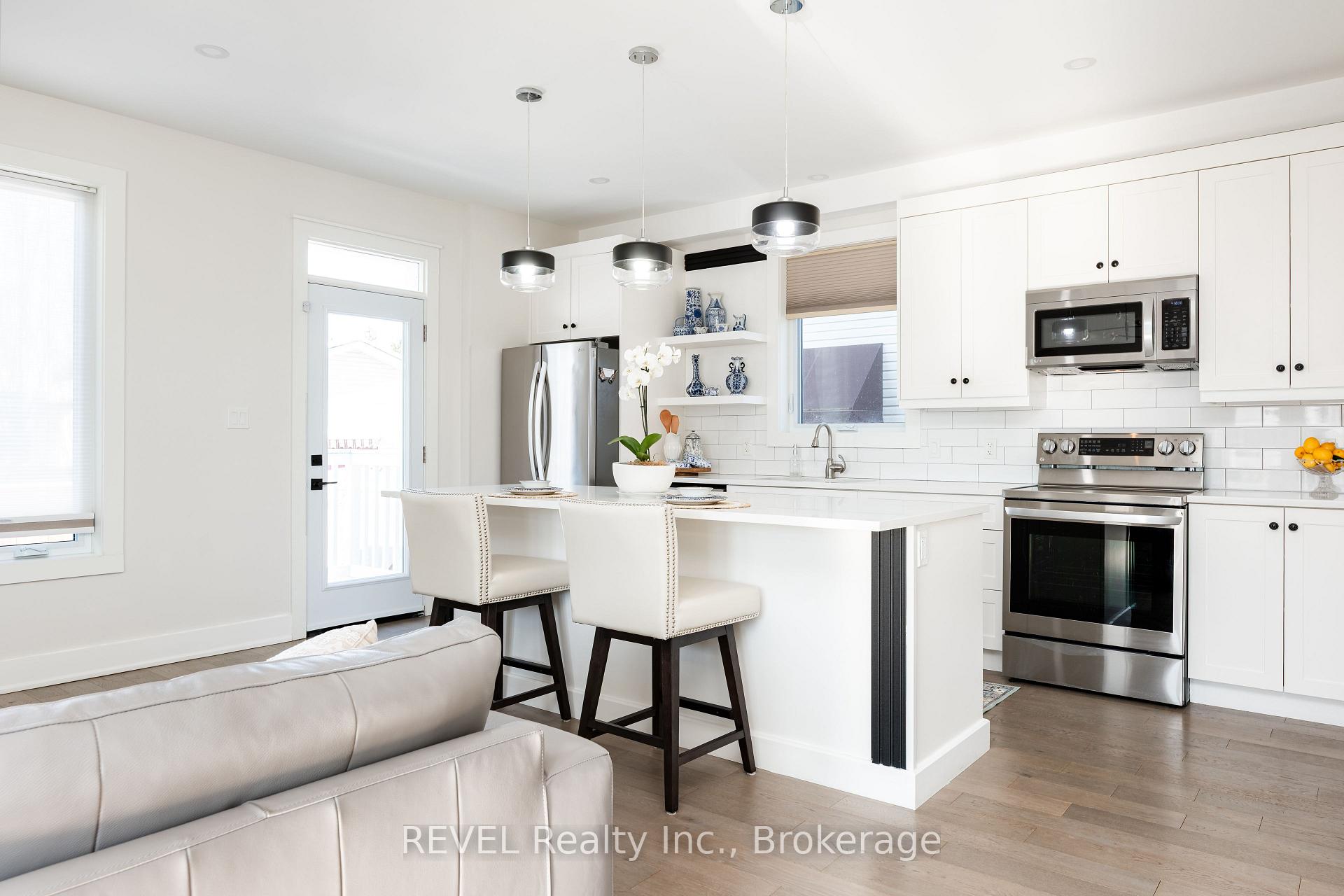 Photo 13 of 1 Princeton Common Street, St. Catharines, Lakeport — HOMEH