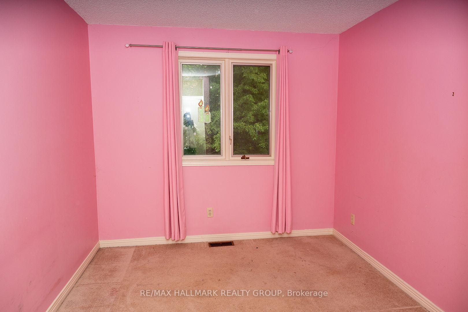 Photo 17 of 15 Birchdale Avenue, Ottawa, Bayshore — HOMEH