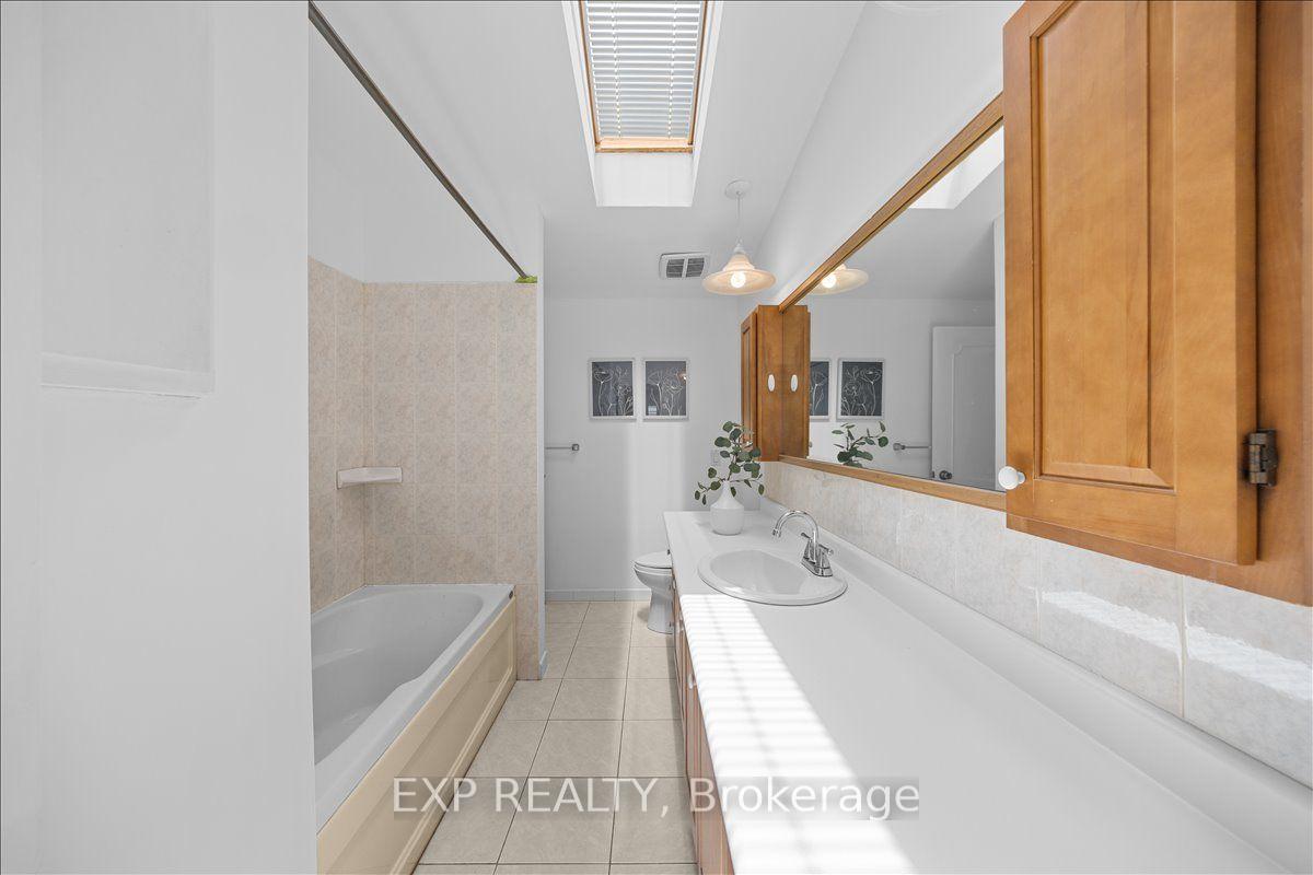 Photo 26 of 2335 Harding Road, Ottawa, Elmvale Acres/Urbandale — HOMEH