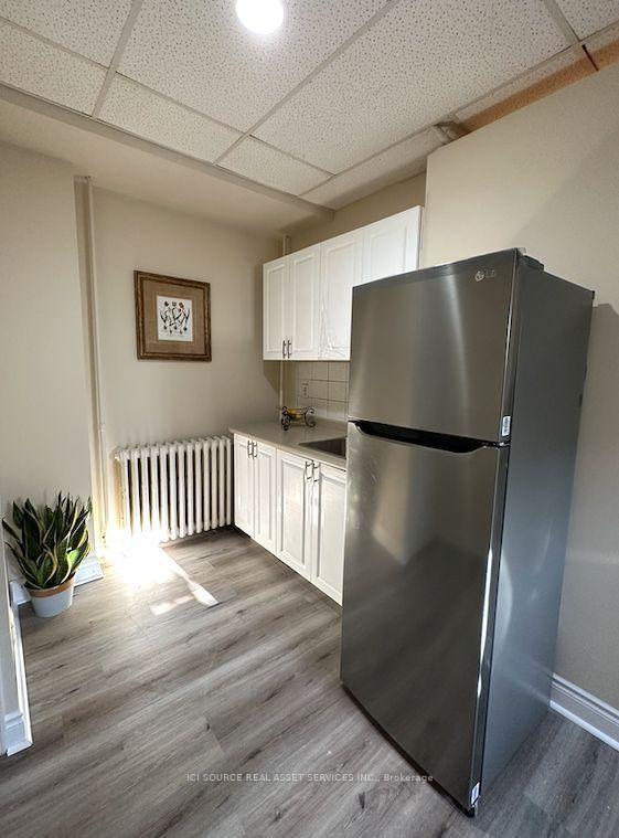Photo 7 of Unit Unit 3, 797 Lakeshore Road E, Mississauga, Lakeview — HOMEH