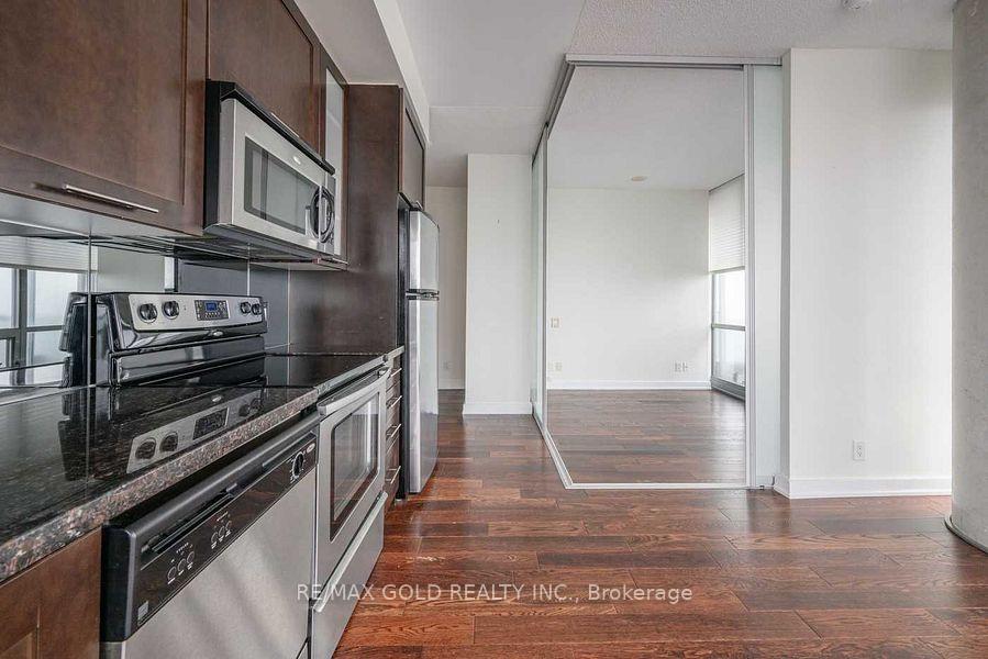 Photo 6 of Unit 1904, 33 Mill Street, Toronto, Waterfront Communities — HOMEH