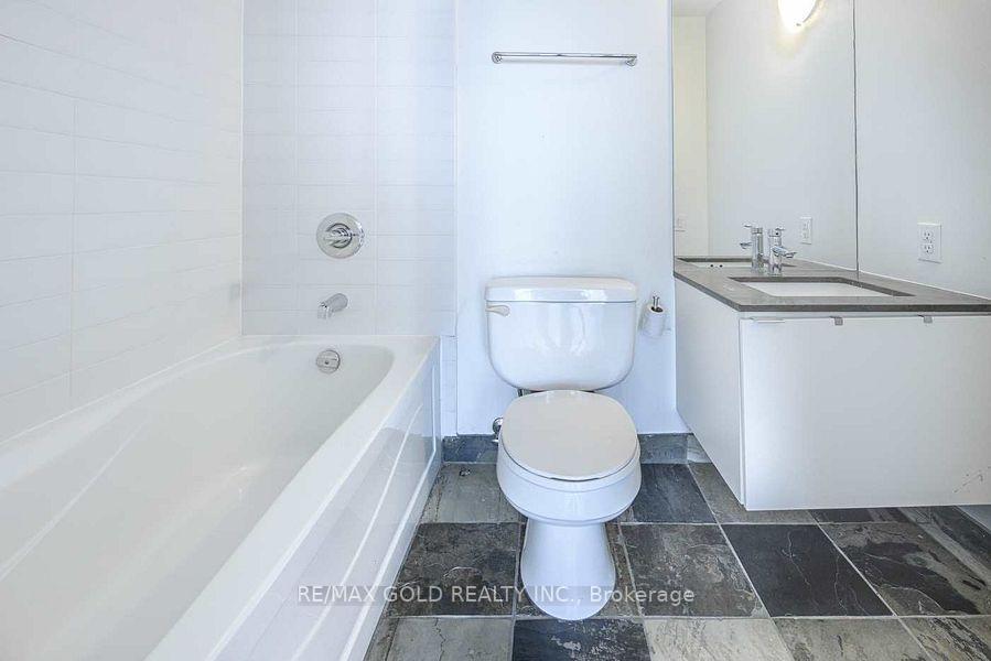 Photo 13 of Unit 1904, 33 Mill Street, Toronto, Waterfront Communities — HOMEH