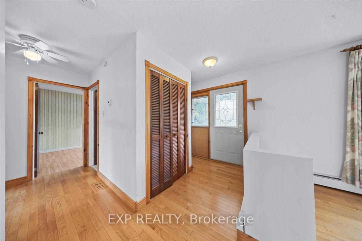 Photo 5 of 1164 Stagecoach Road, Ottawa, Greely — HOMEH