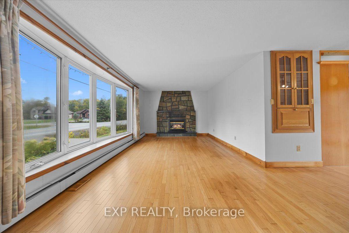 Photo 21 of 1164 Stagecoach Road, Ottawa, Greely — HOMEH