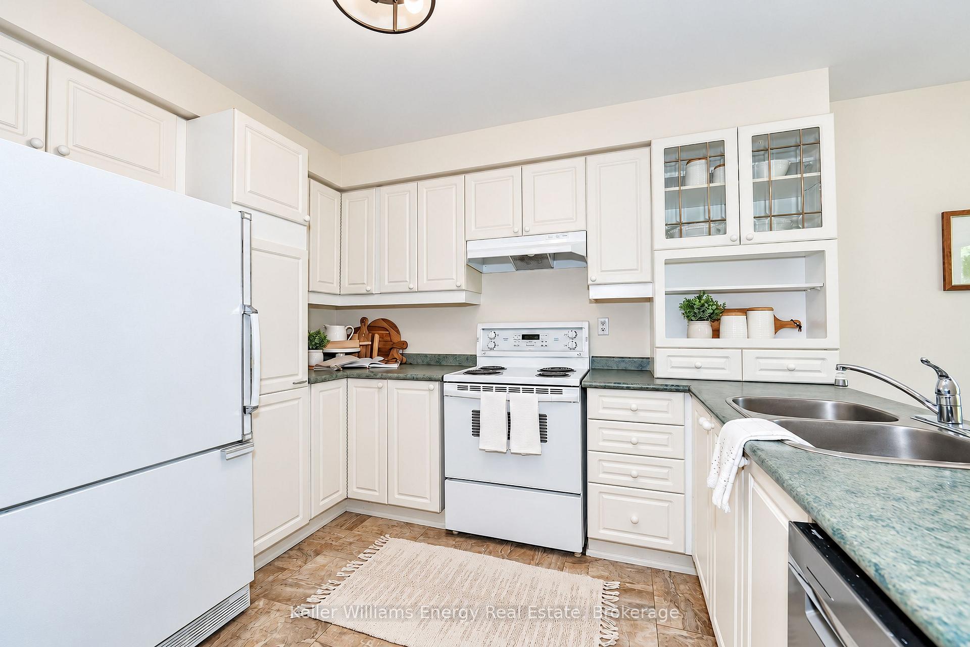 Photo 7 of 16 Amber Court, Scugog, Port Perry — HOMEH