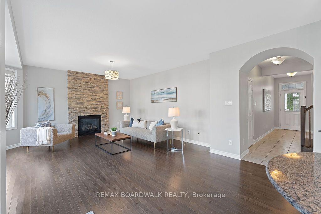 Photo 13 of 427 Brigatine Avenue, Ottawa, Stittsville (North) — HOMEH