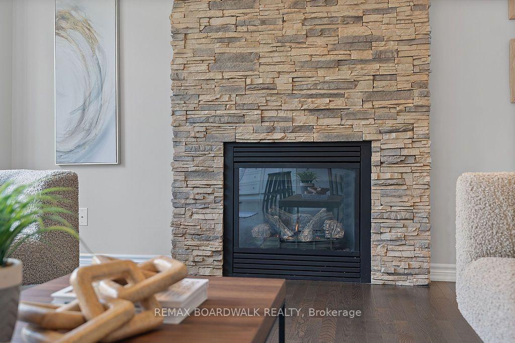 Photo 14 of 427 Brigatine Avenue, Ottawa, Stittsville (North) — HOMEH