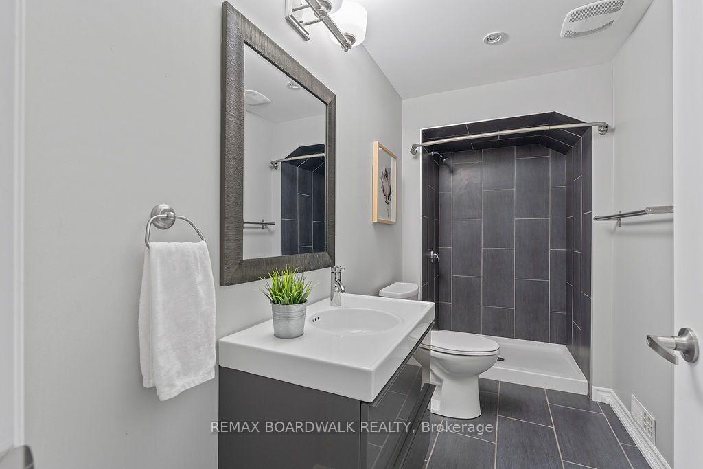 Photo 25 of 427 Brigatine Avenue, Ottawa, Stittsville (North) — HOMEH